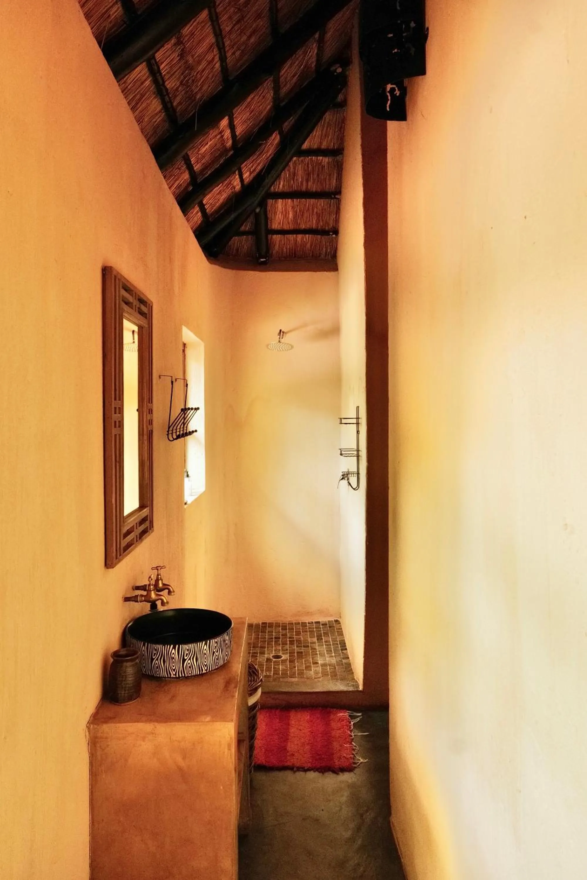 Bathroom in Hyenas Call