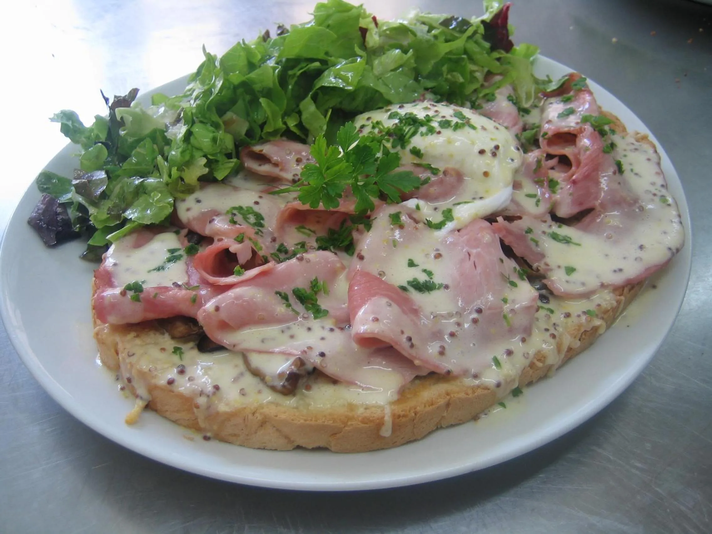 Food close-up in Logis de L'Europe Restaurant Le Cepage