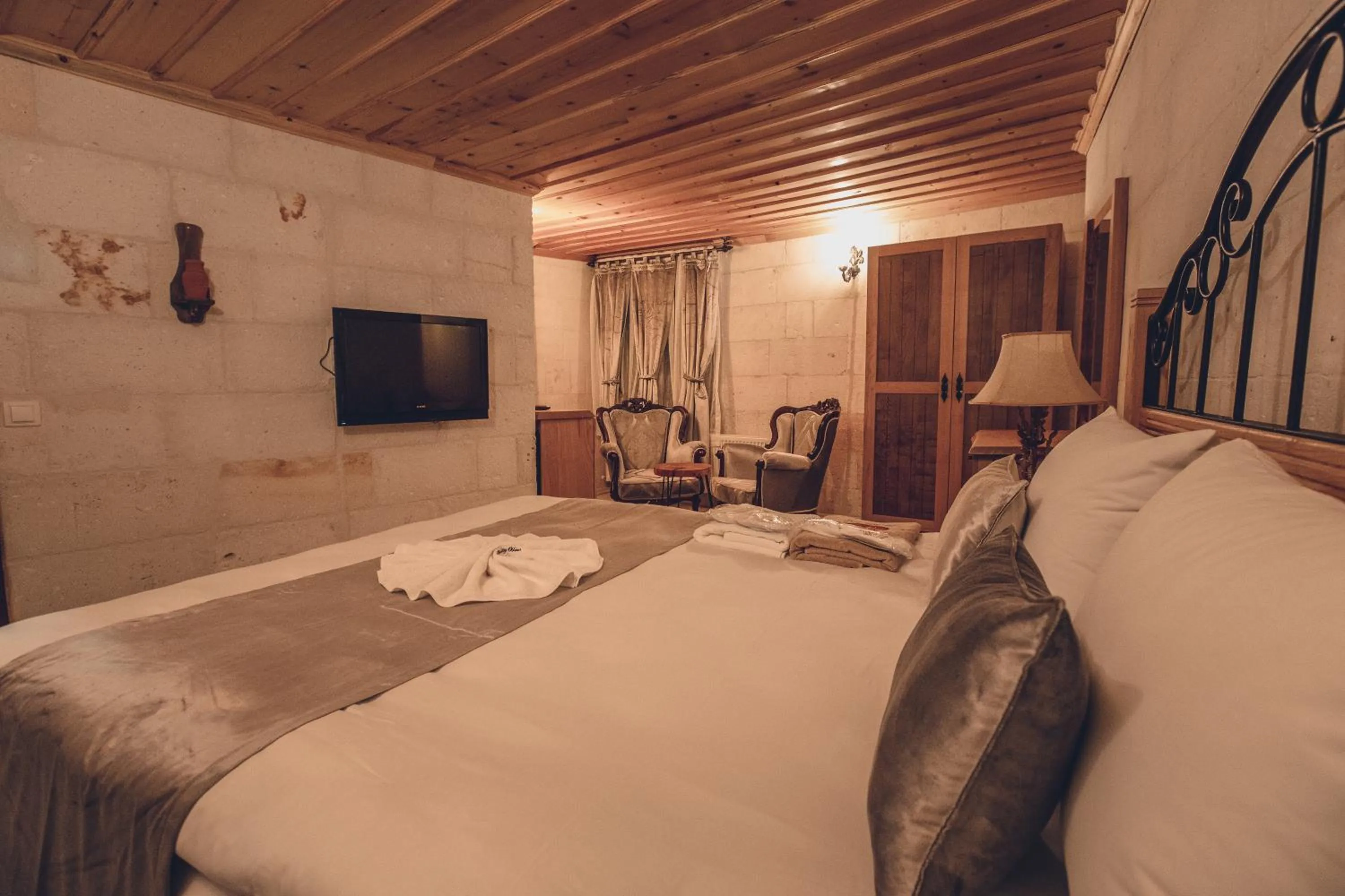 Bed in Rose Valley Hotel