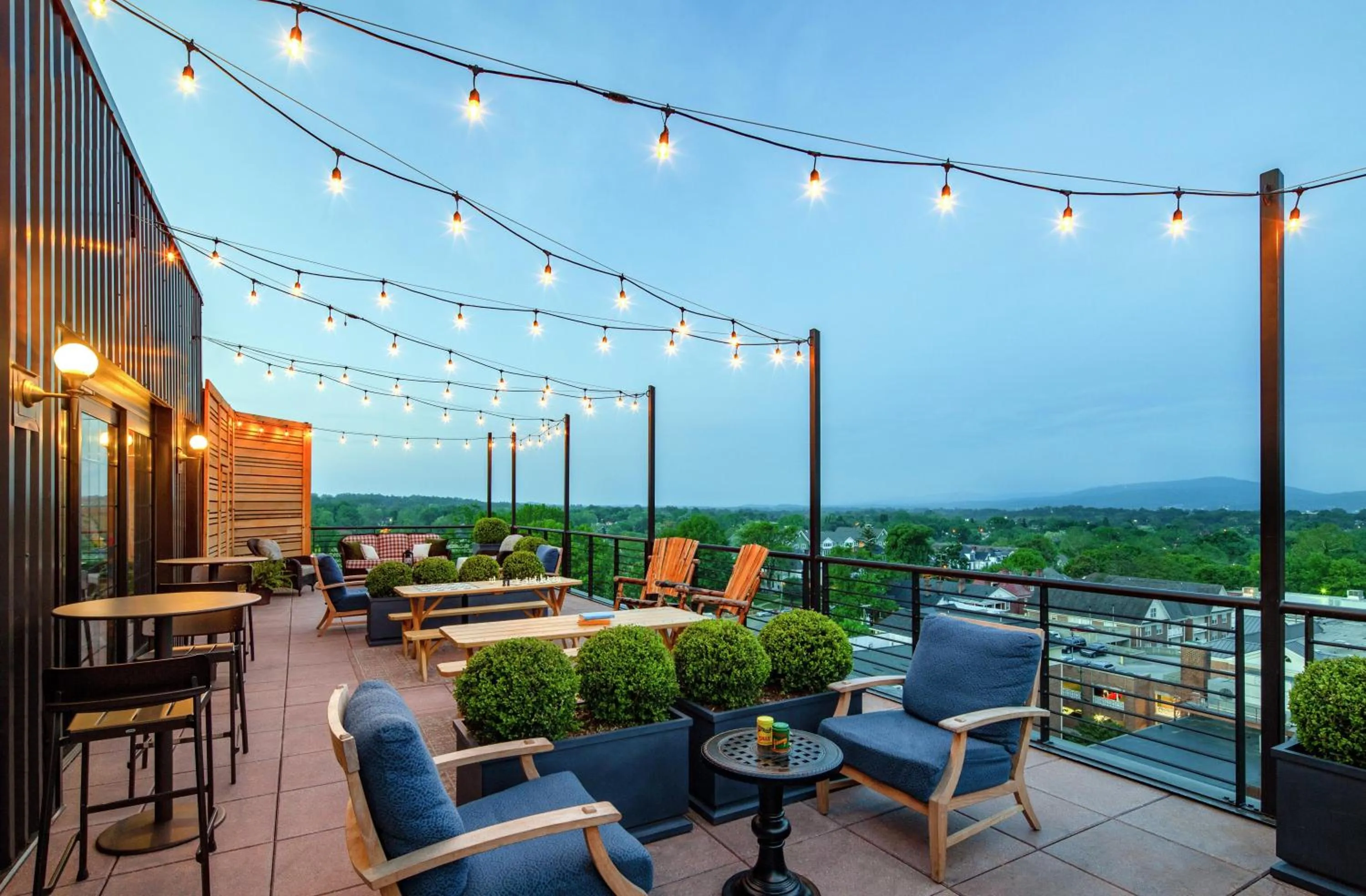 Restaurant/places to eat in Graduate by Hilton Charlottesville