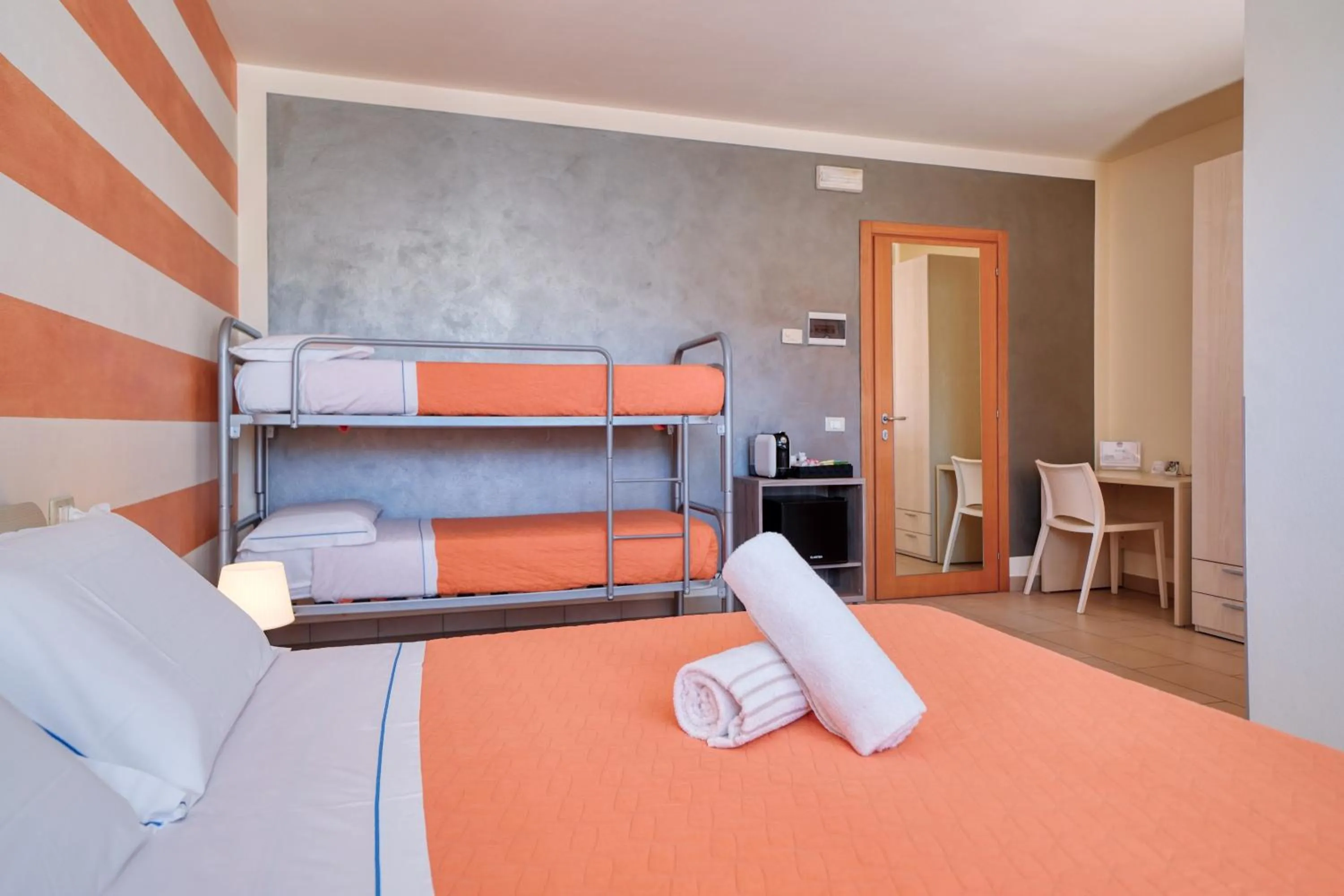 Photo of the whole room, Bed in The Lighthouse Rooms