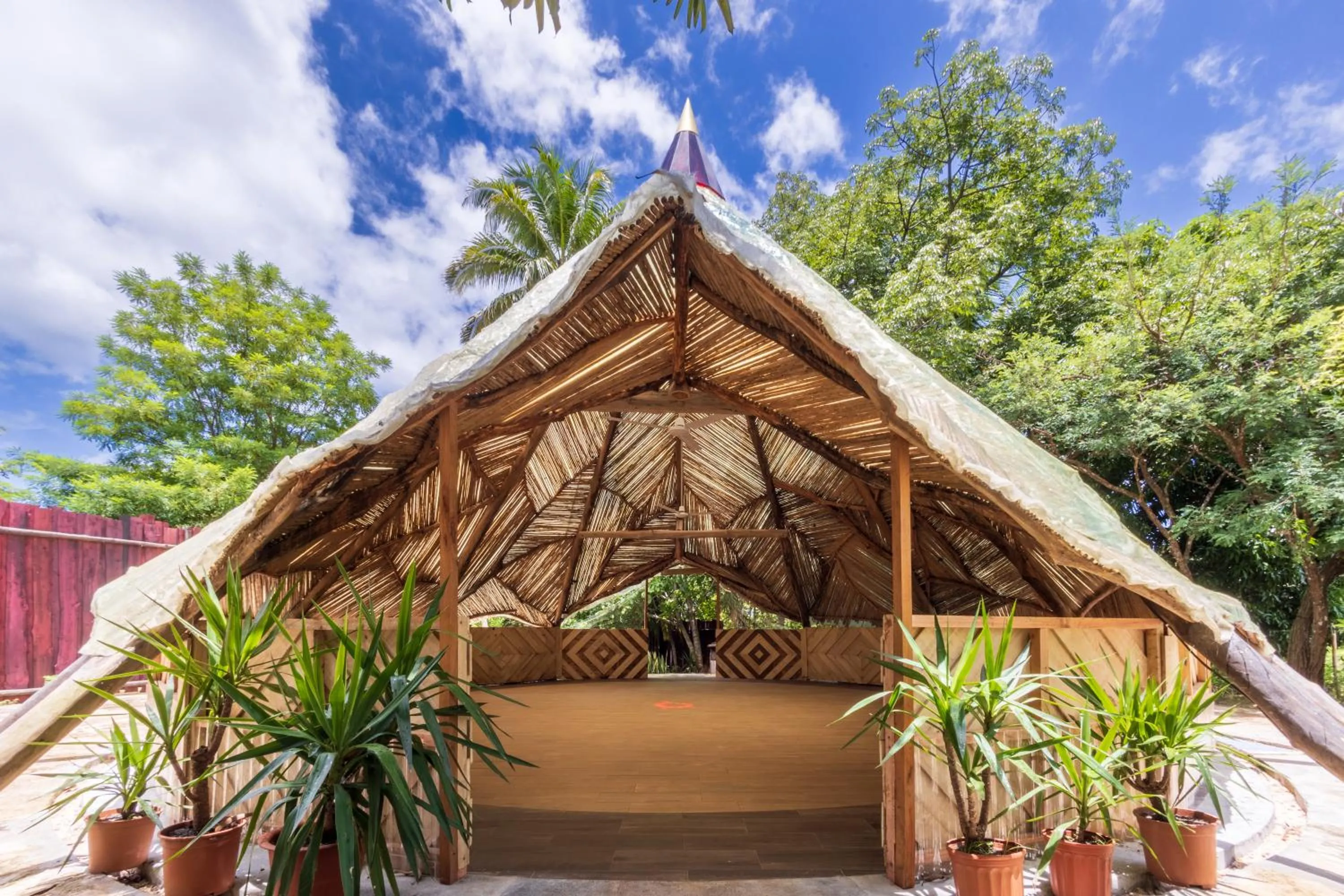 Garden in Latica Lodge