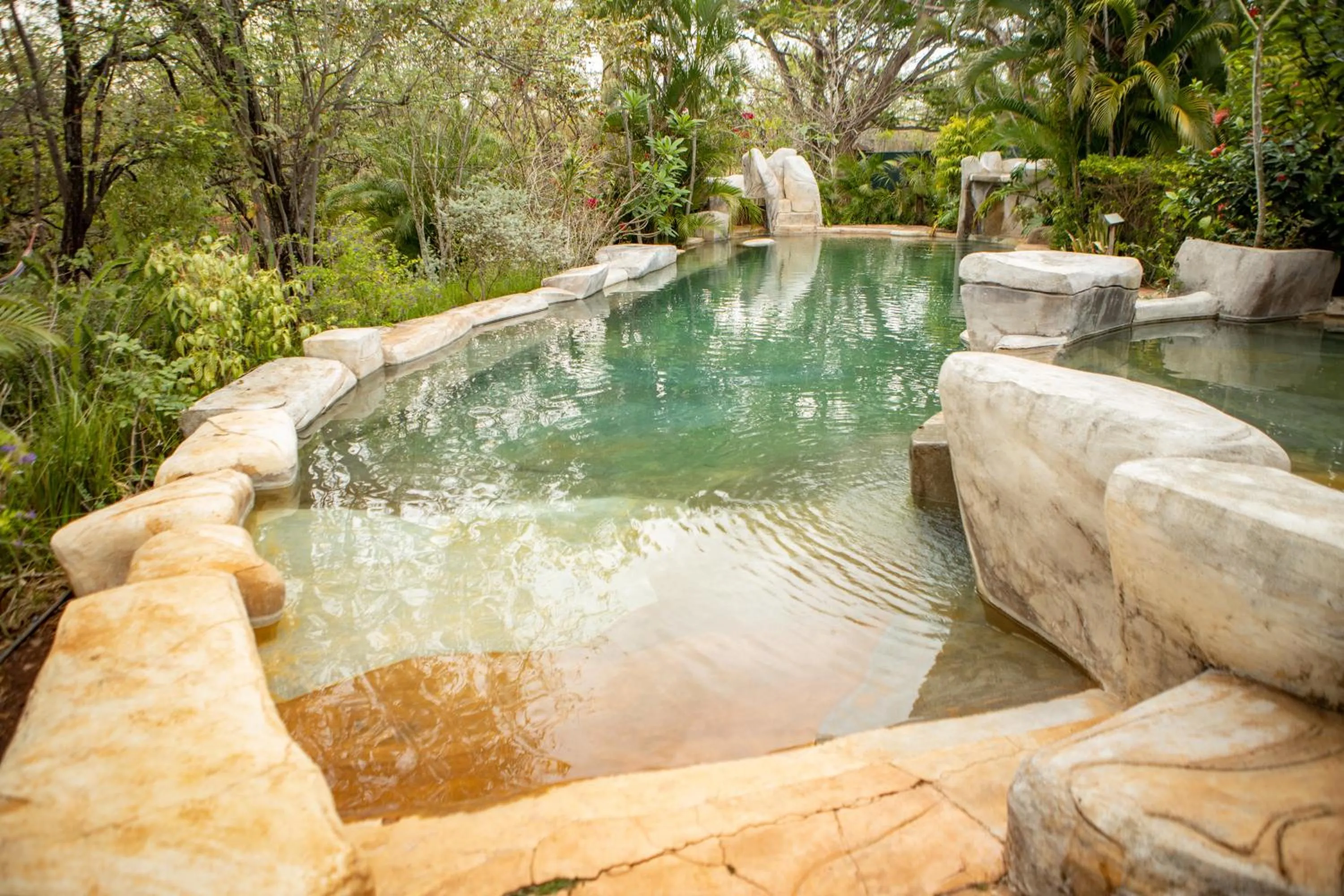 Swimming pool in Latica Lodge