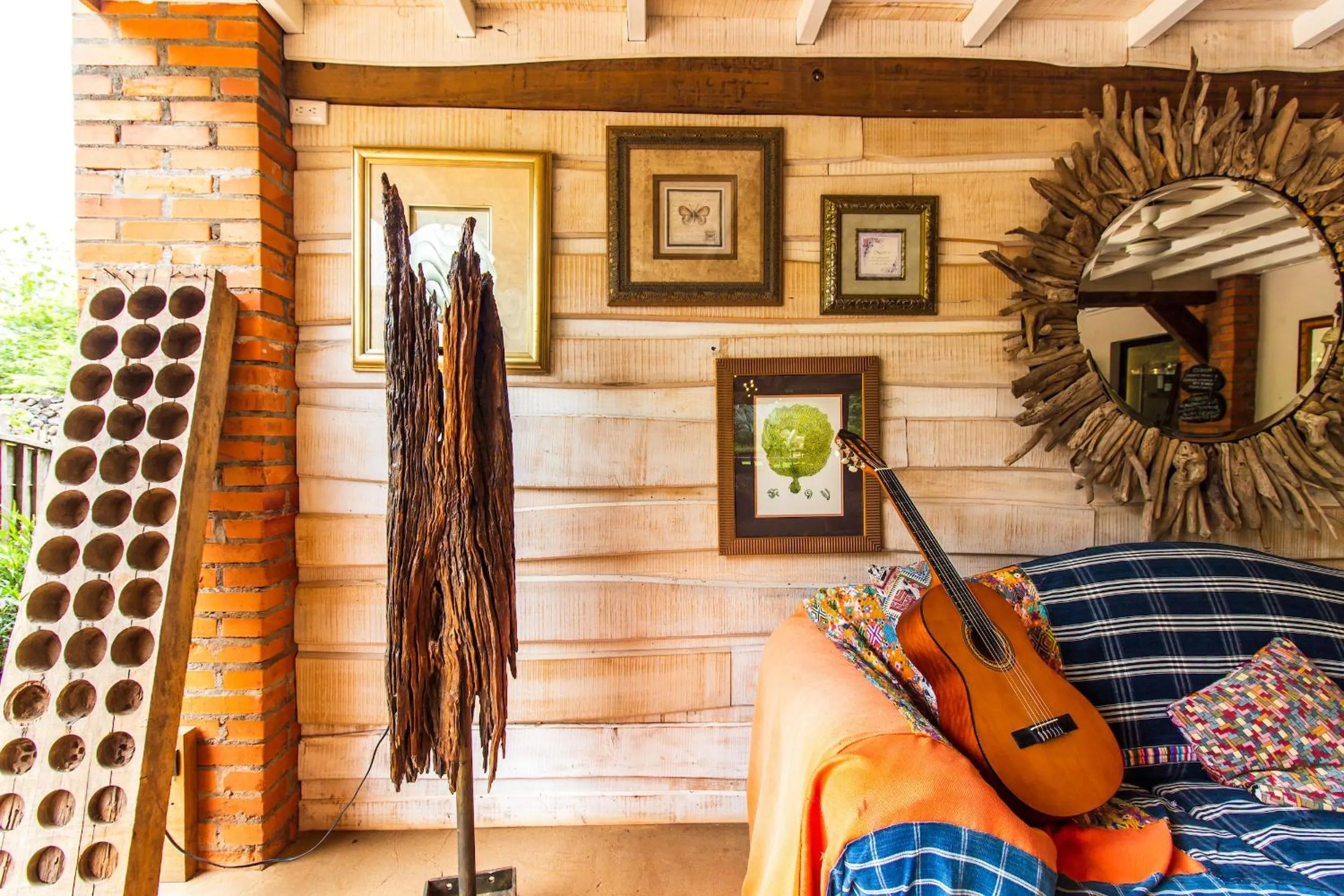 Lounge or bar in Latica Lodge