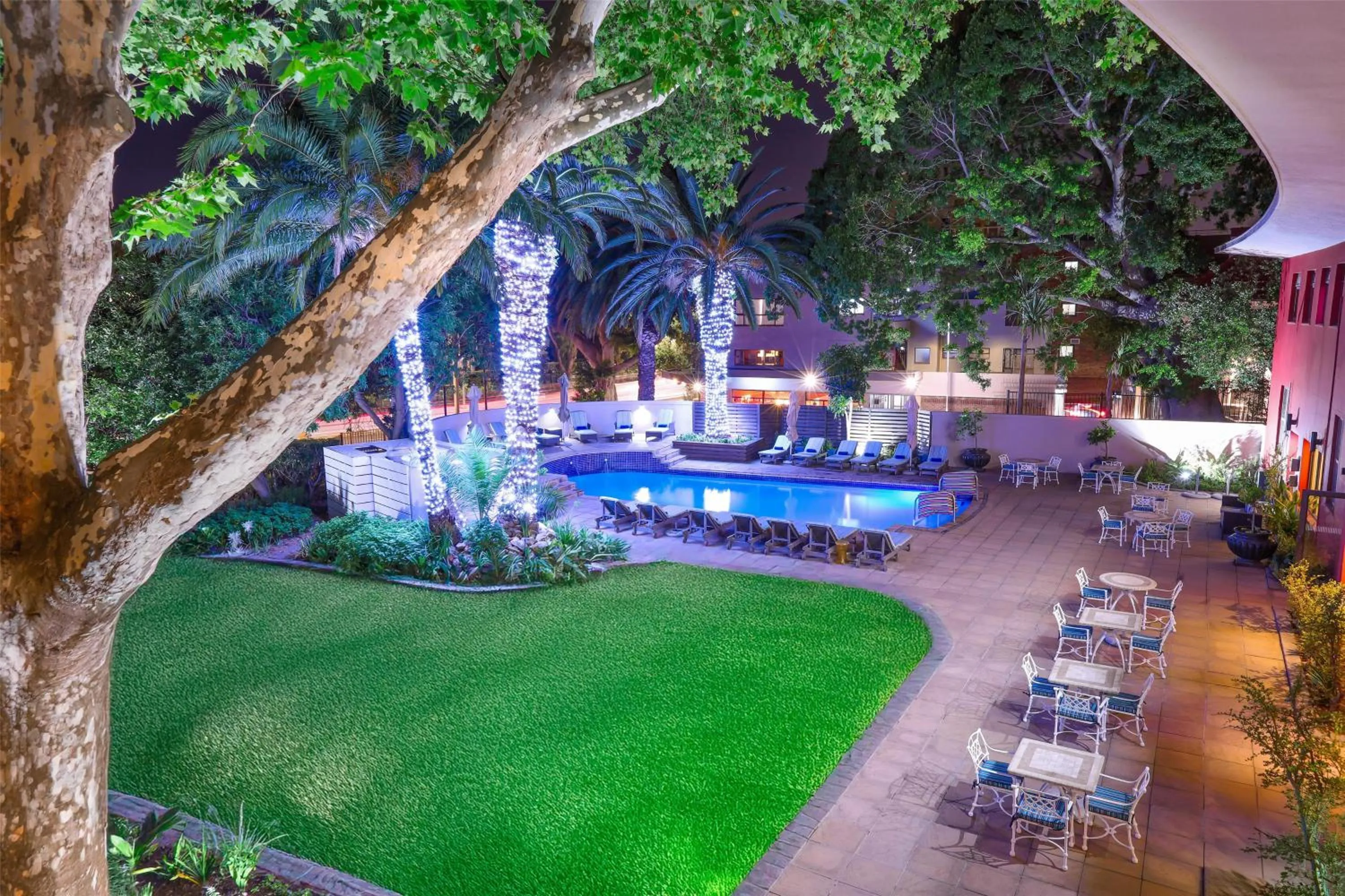 Property building in SunSquare Cape Town Gardens