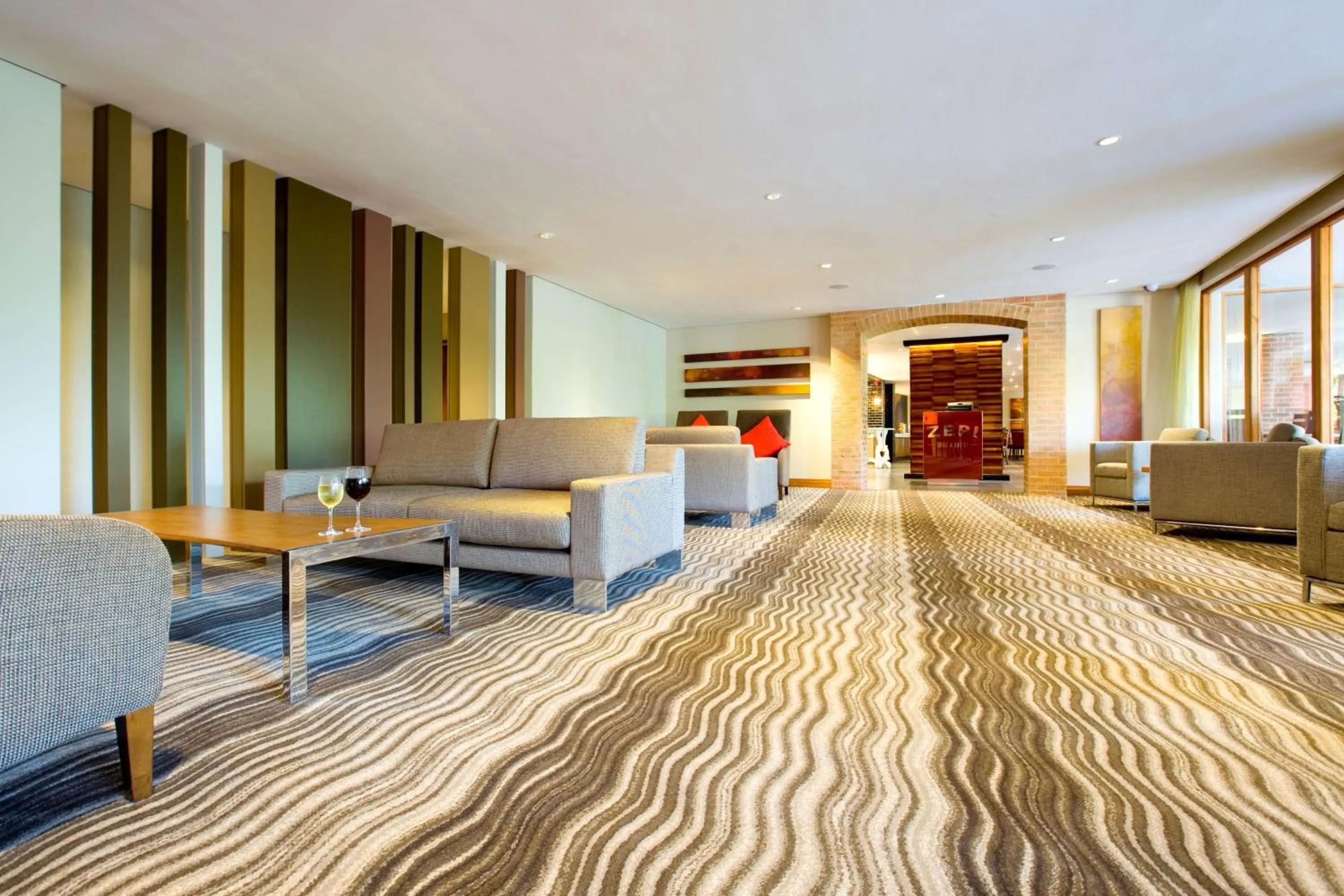 Lounge or bar in SunSquare Cape Town Gardens