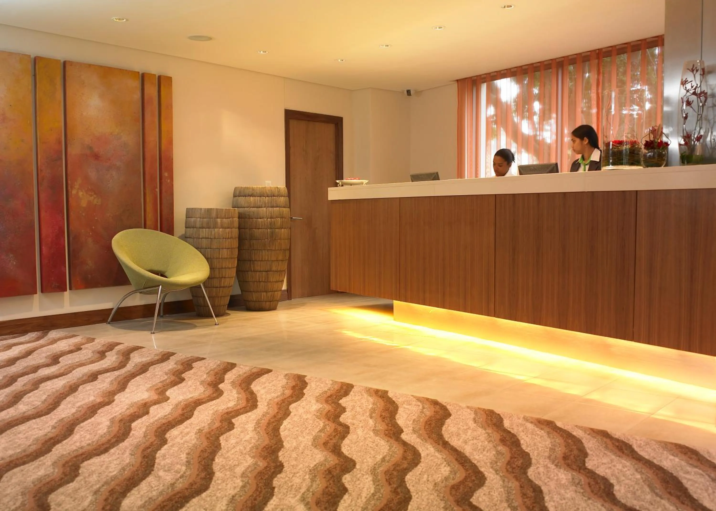 Lobby or reception in SunSquare Cape Town Gardens