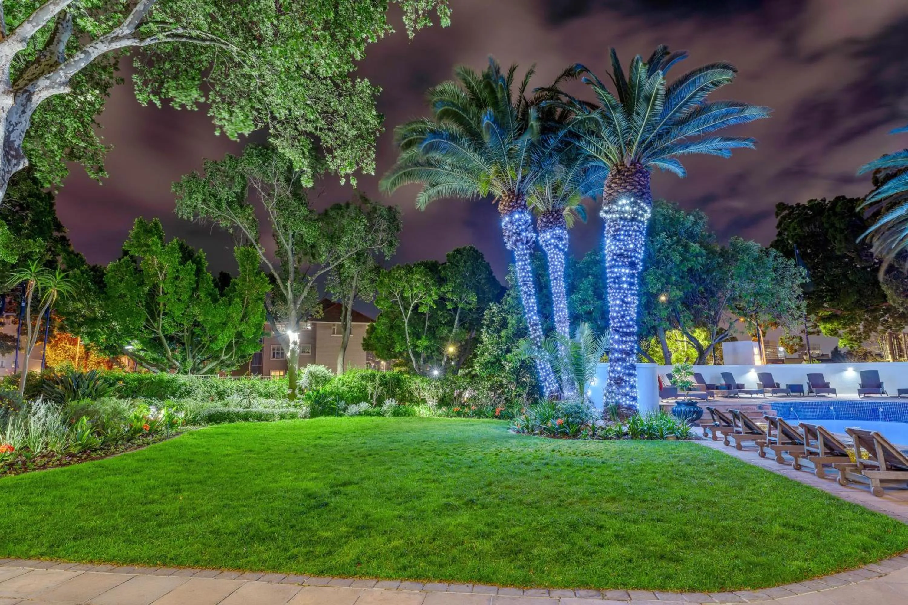 Property building in SunSquare Cape Town Gardens