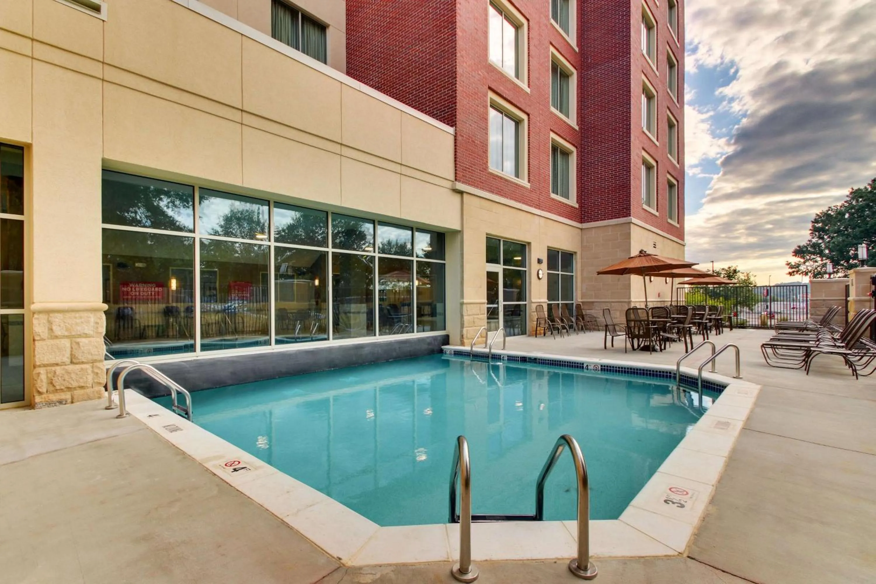 Pool view in Drury Inn & Suites Knoxville West