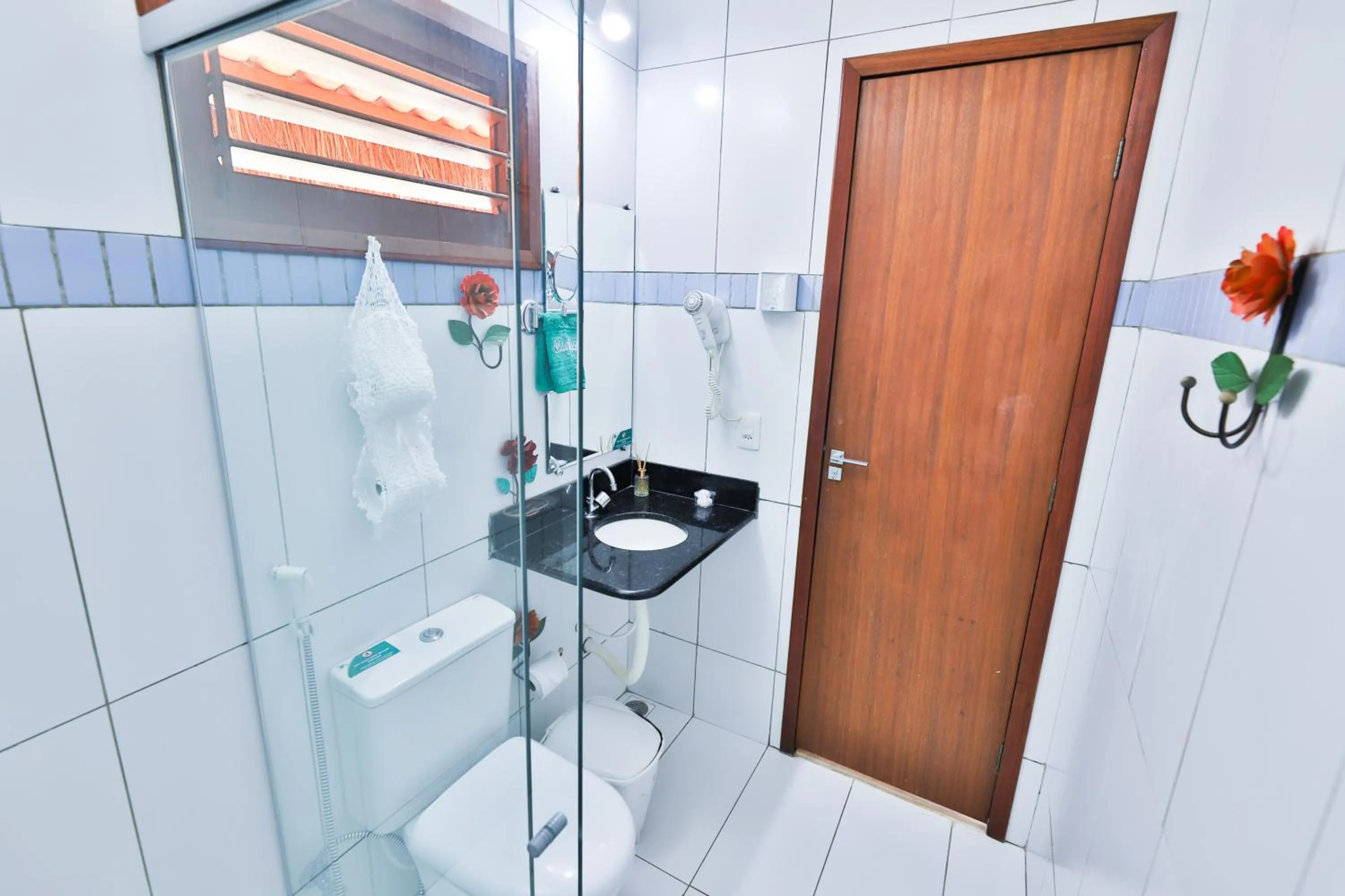 Shower in Xamã Senses - Hotel Pousada