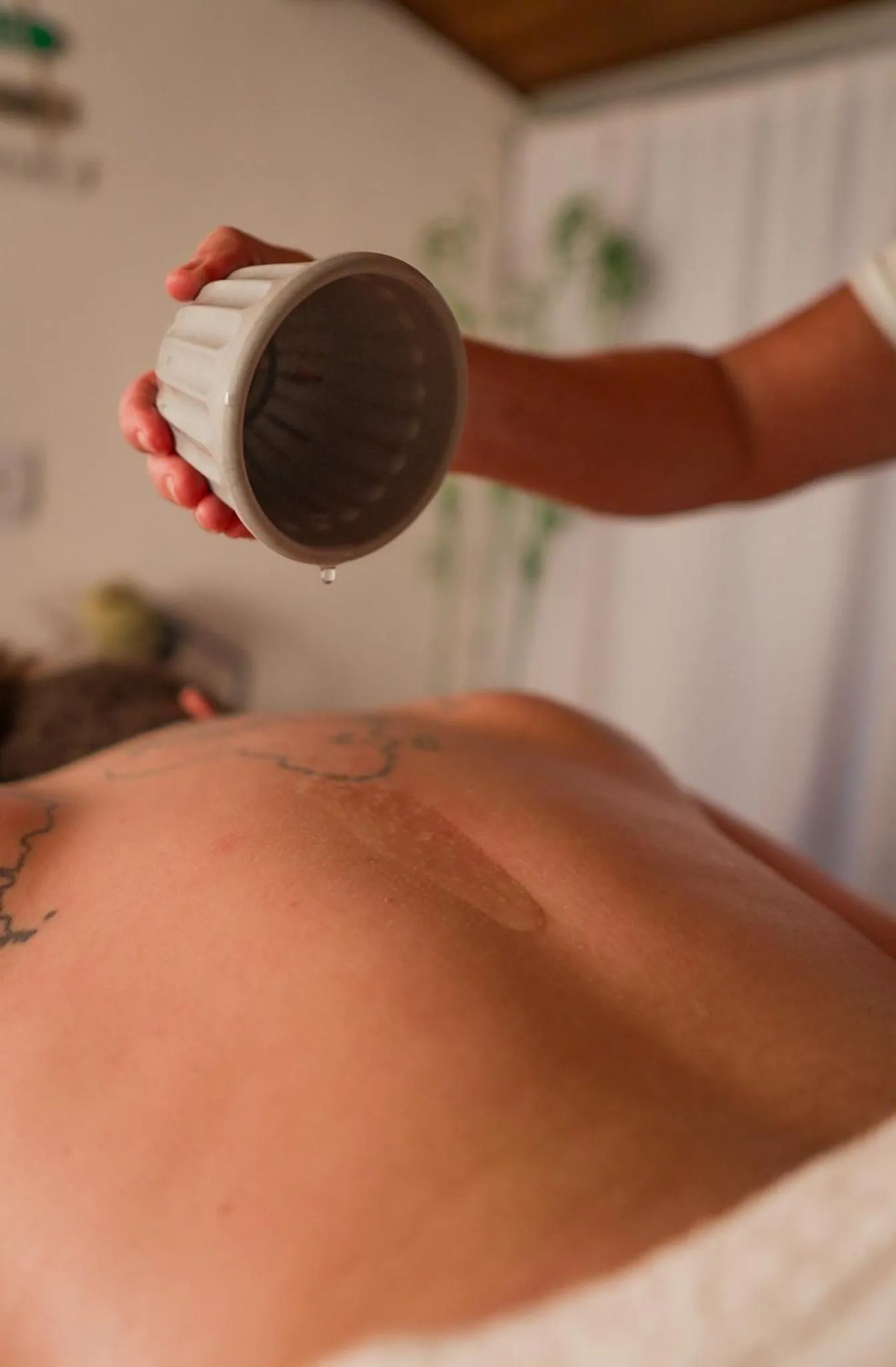 Massage in Xamã Senses - Hotel Pousada