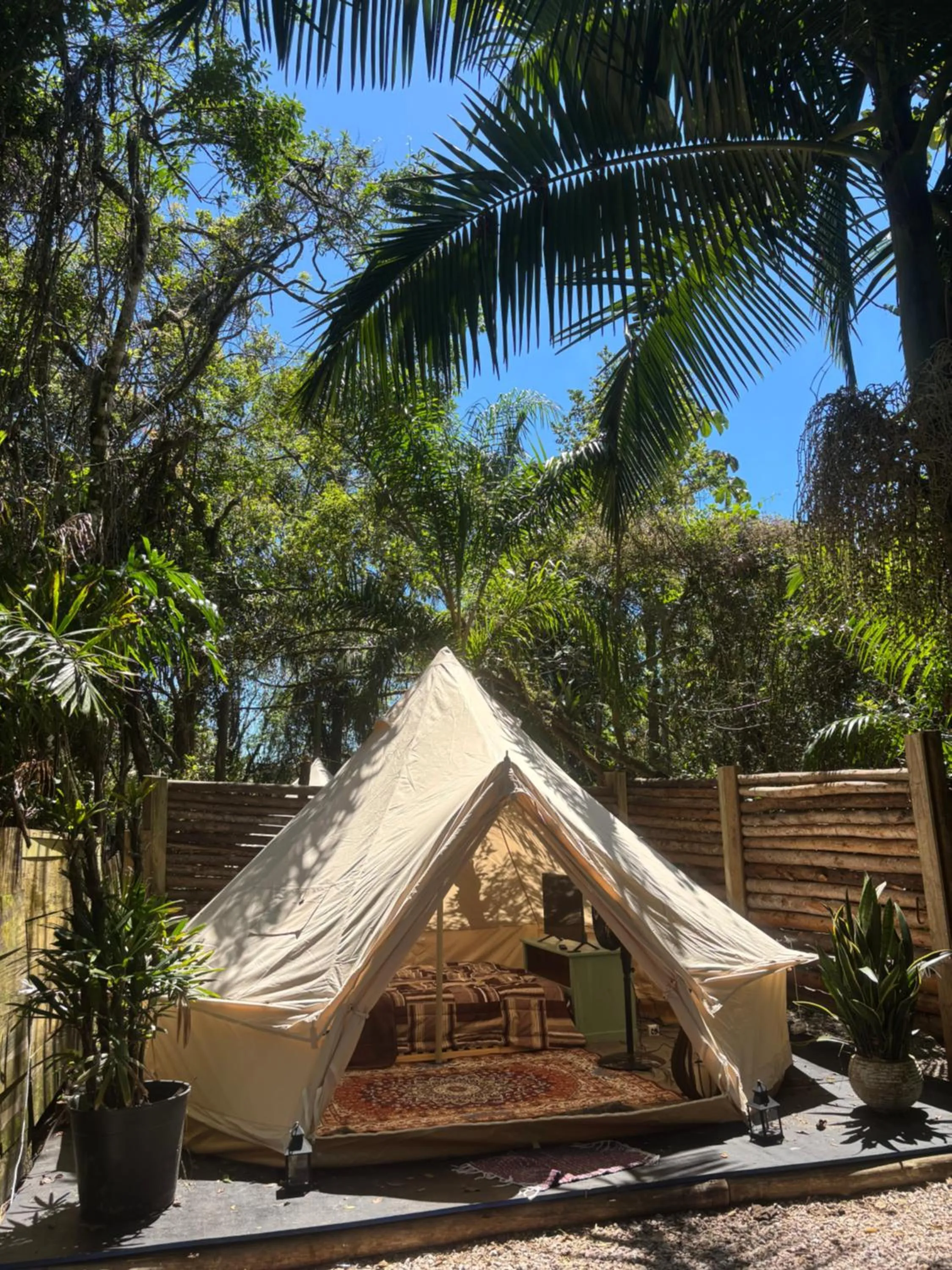 Bedroom in Arte da Tribo Hostel & Camping