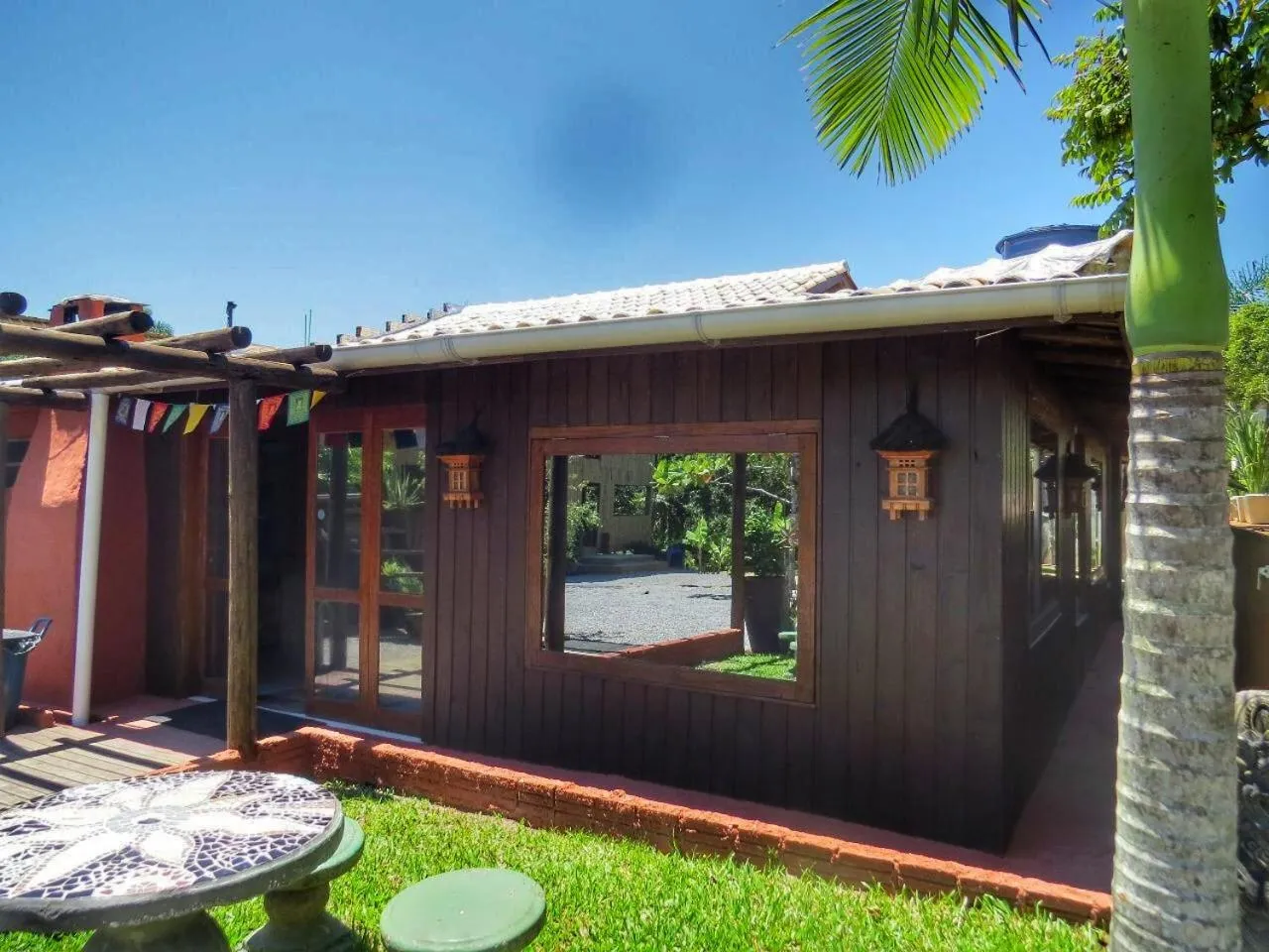 Facade/entrance in Arte da Tribo Hostel & Camping