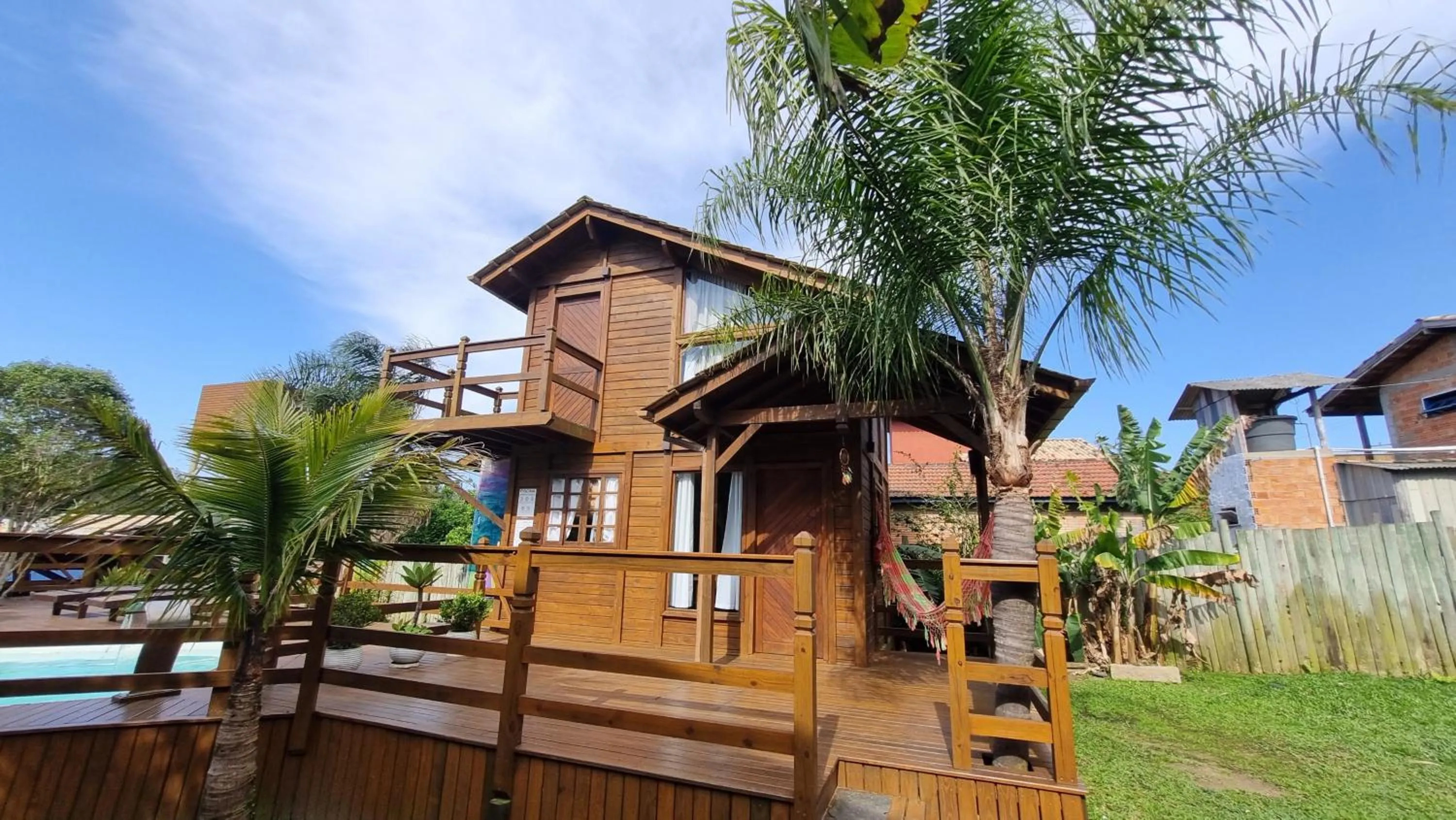 Facade/entrance in Arte da Tribo Hostel & Camping