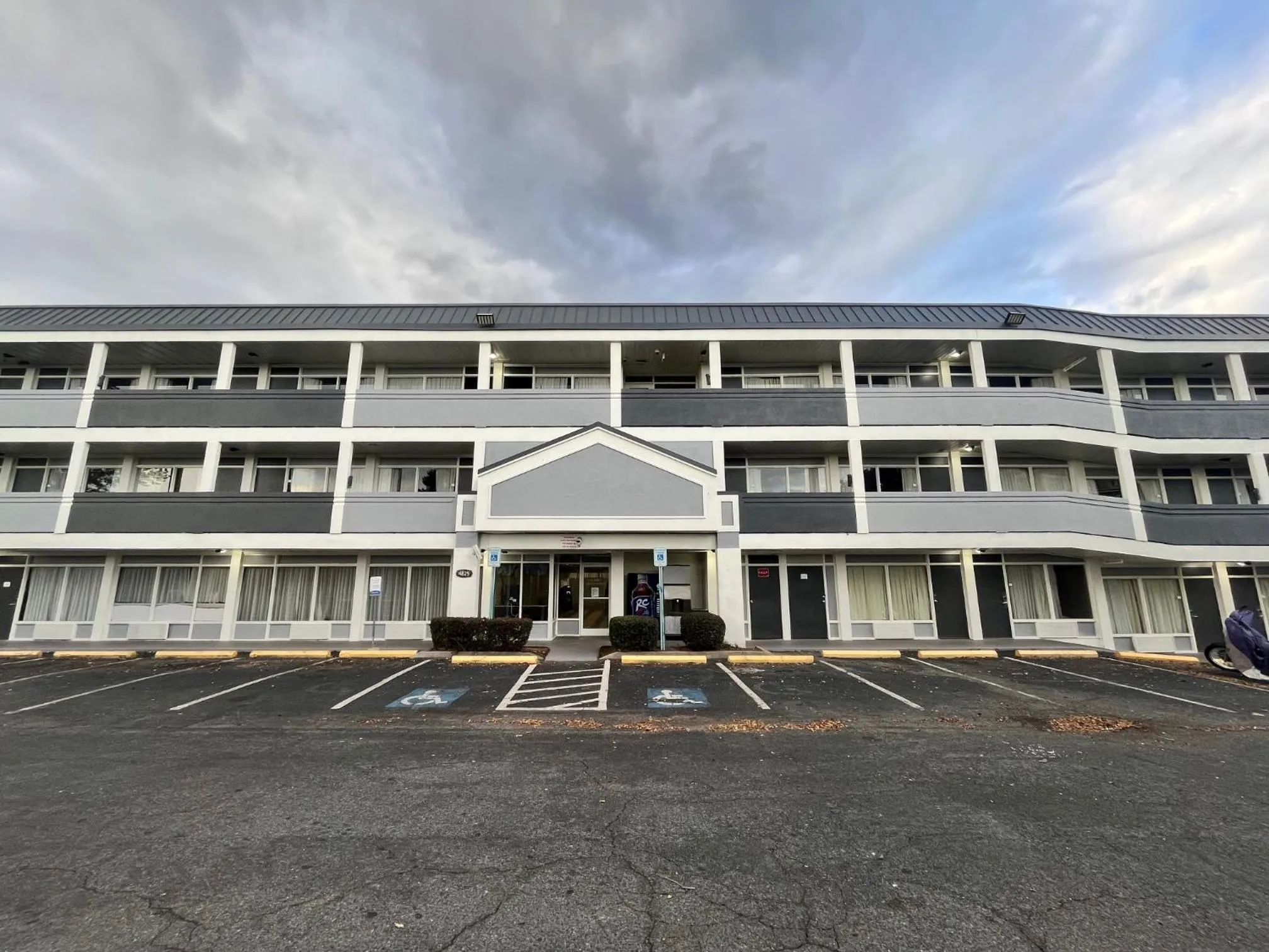 Property building in Quality Inn Airport South