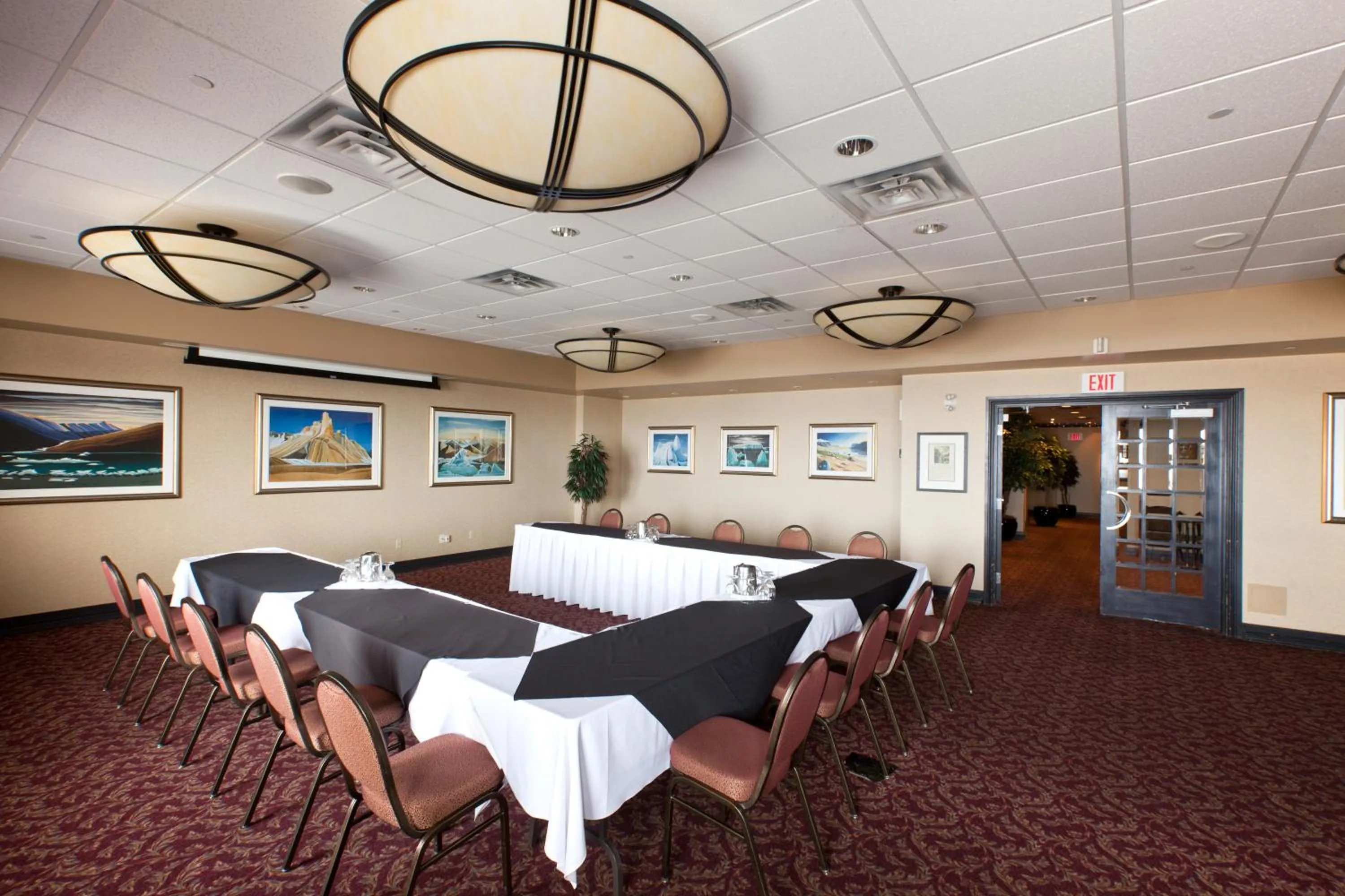 Business facilities in The Frobisher Inn