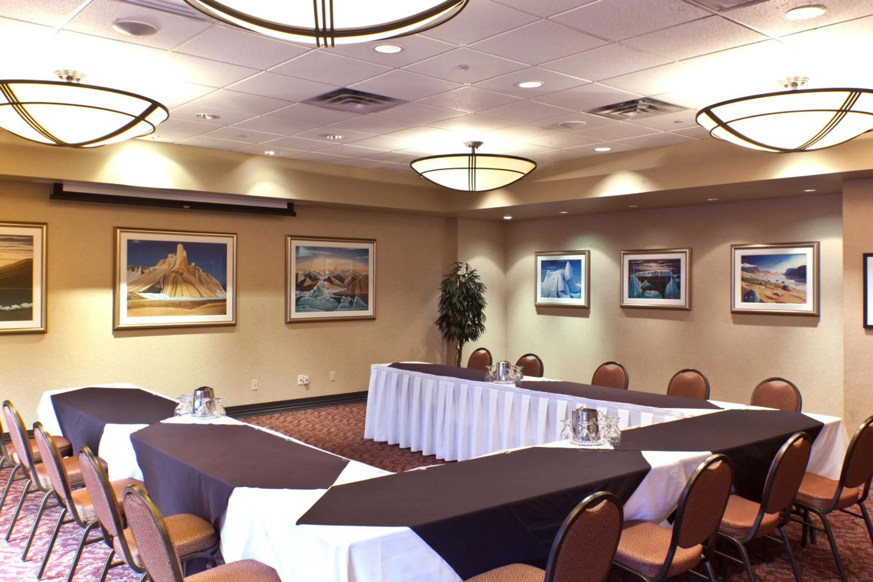 Meeting/conference room in The Frobisher Inn
