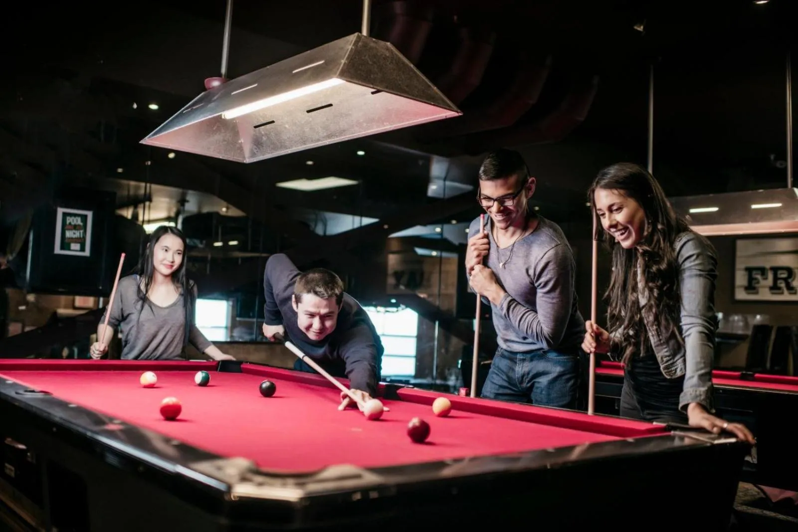 Lounge or bar in The Frobisher Inn