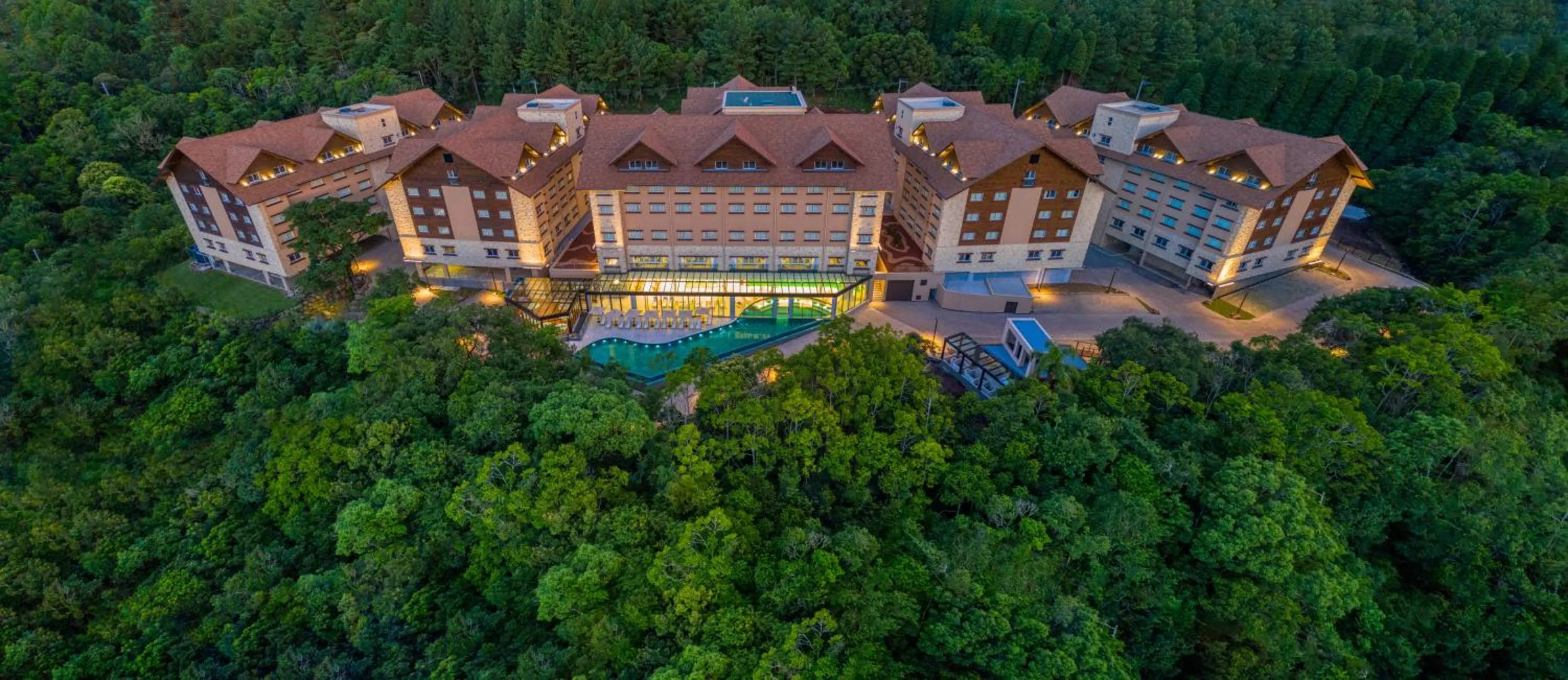 Property building in Wyndham Gramado Termas Resort & Spa