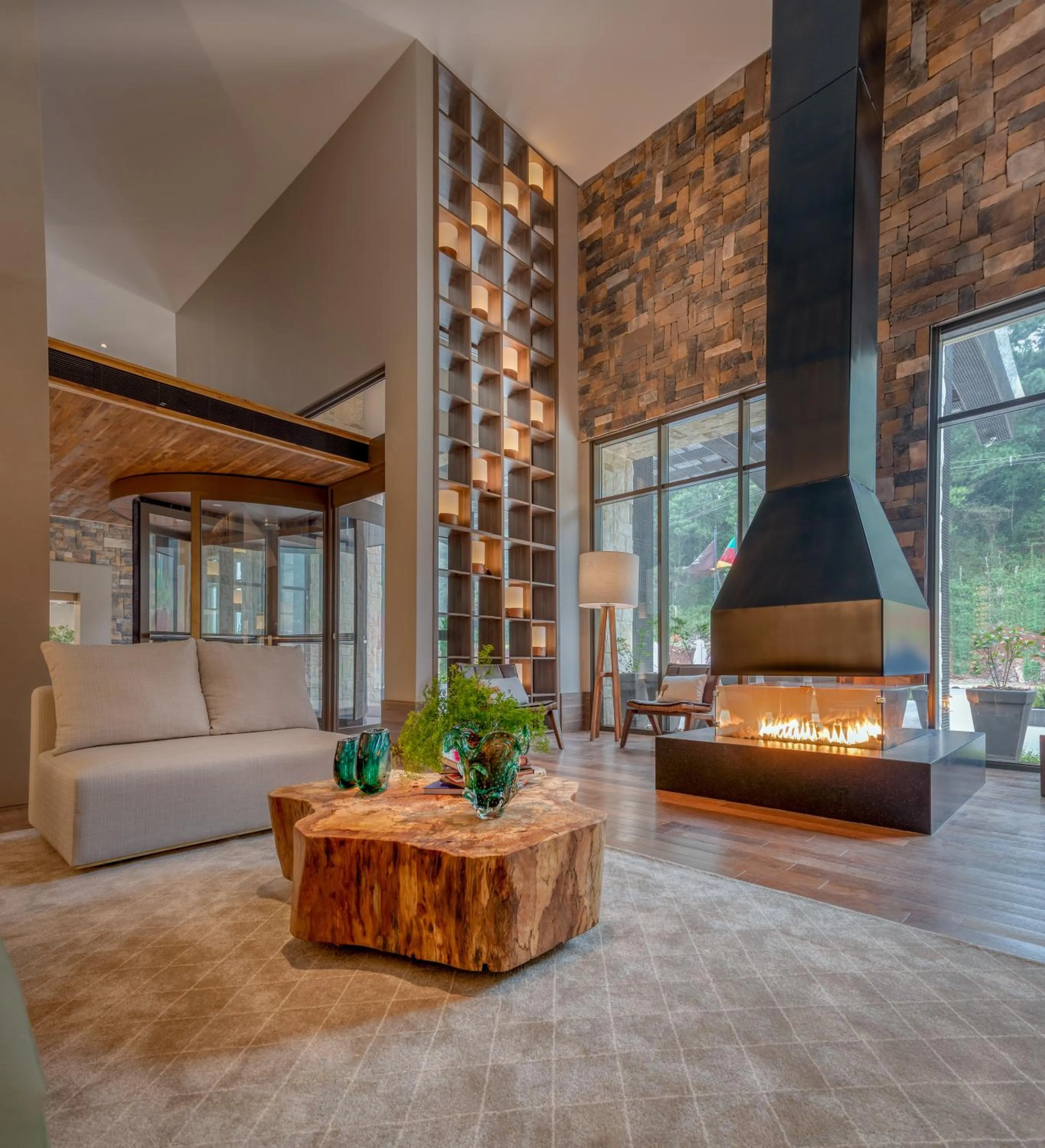 Lobby or reception in Wyndham Gramado Termas Resort & Spa