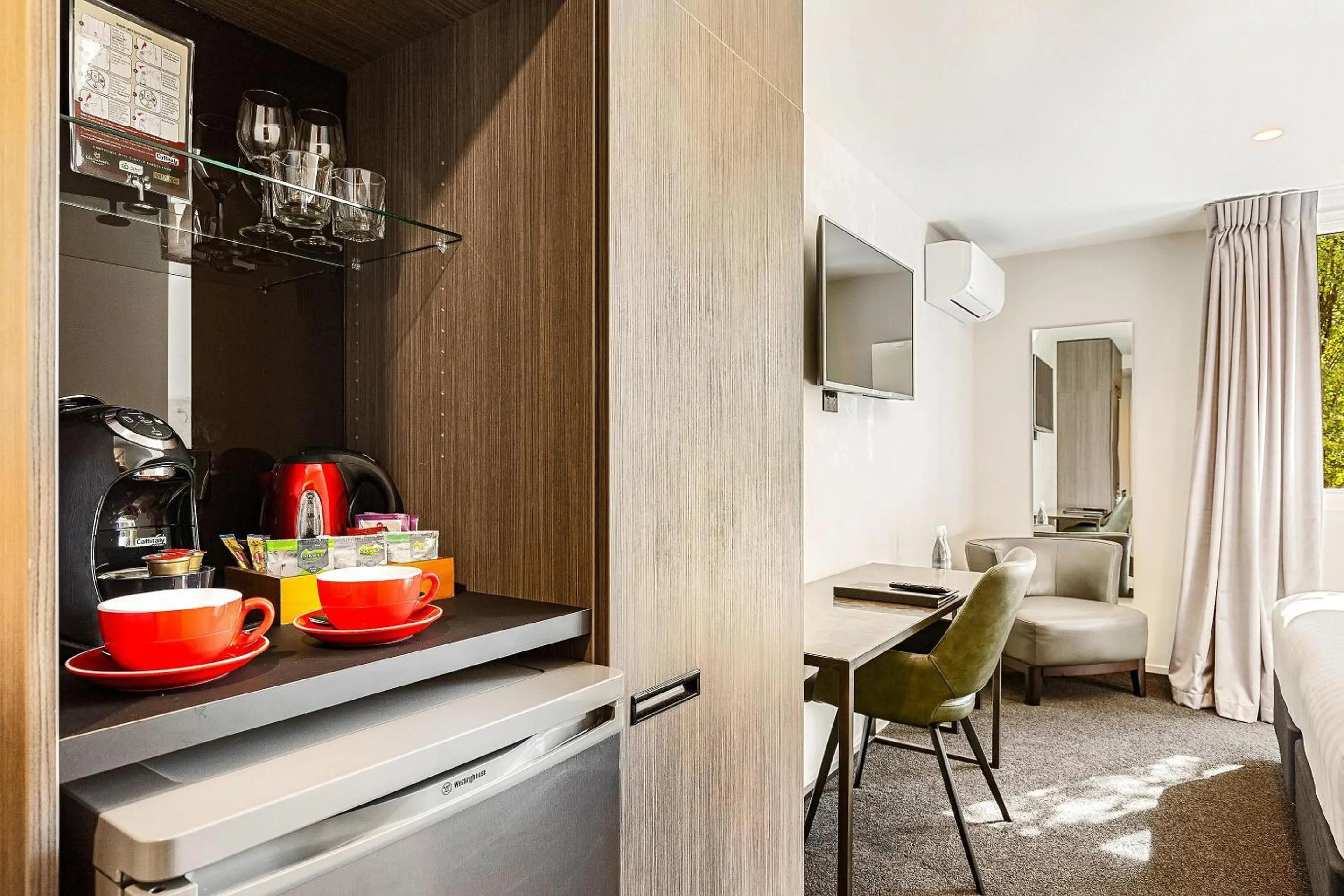 Bedroom in Hotel Elms Christchurch, an Ascend Collection Hotel