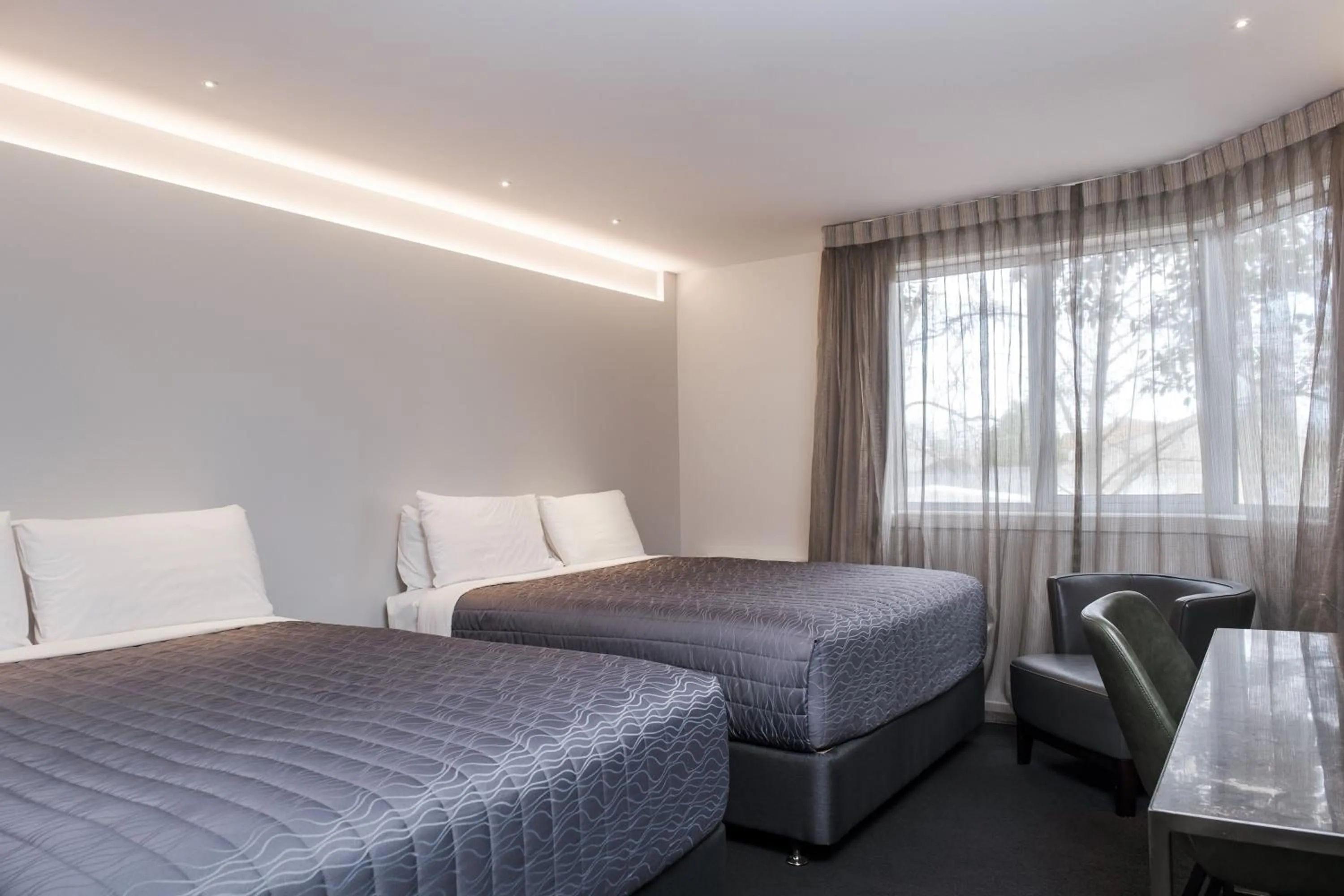 Bedroom, Bed in Quality Hotel Elms