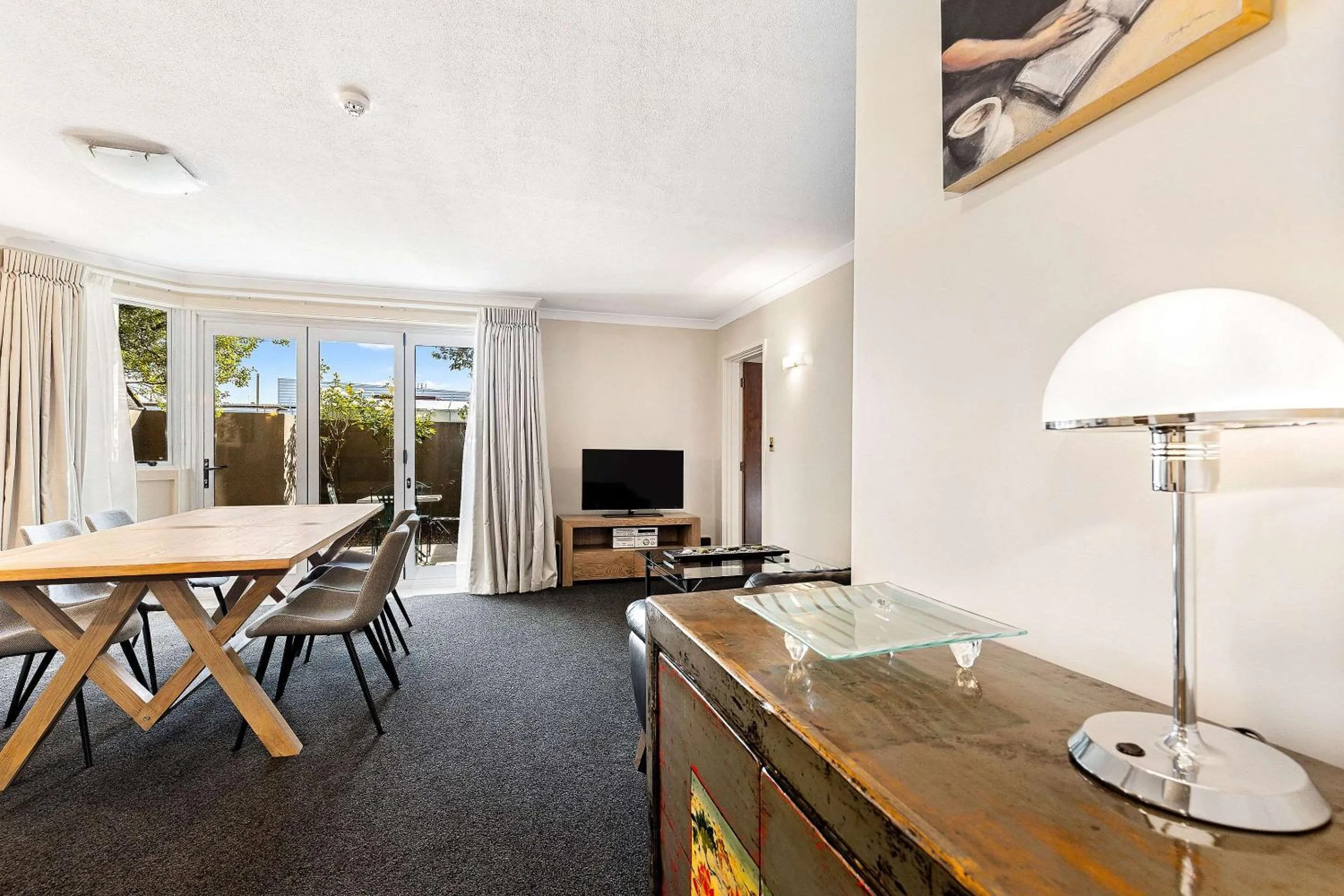 Bedroom, Dining Area in Quality Hotel Elms