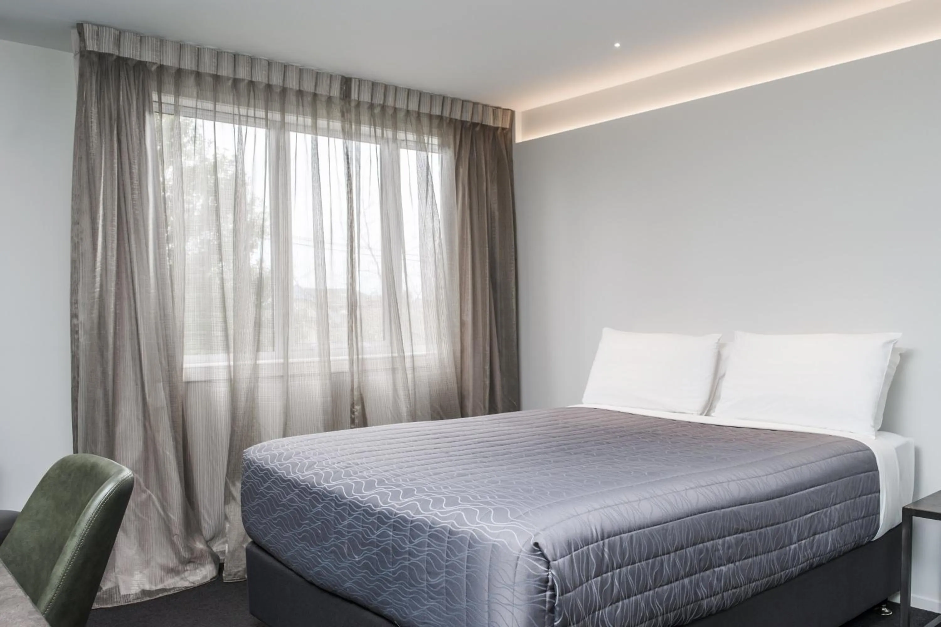 Bedroom, Bed in Quality Hotel Elms