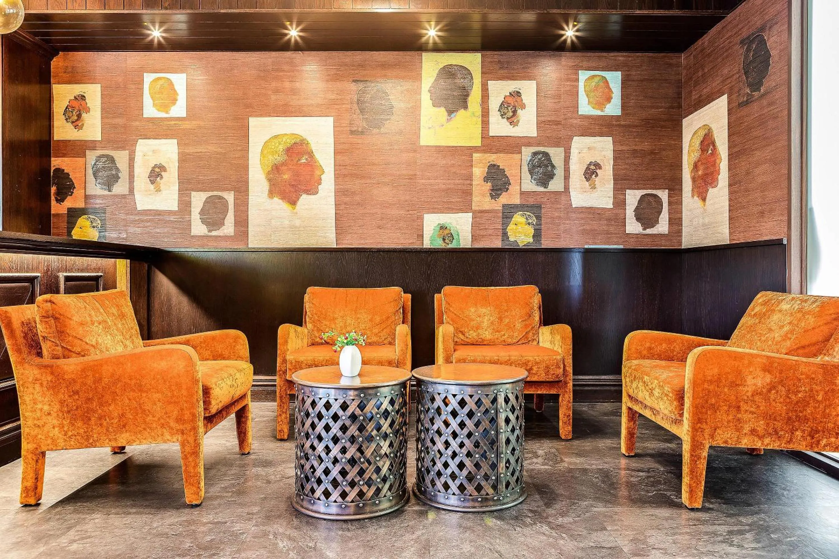 Restaurant/places to eat in Hotel Elms Christchurch, an Ascend Collection Hotel