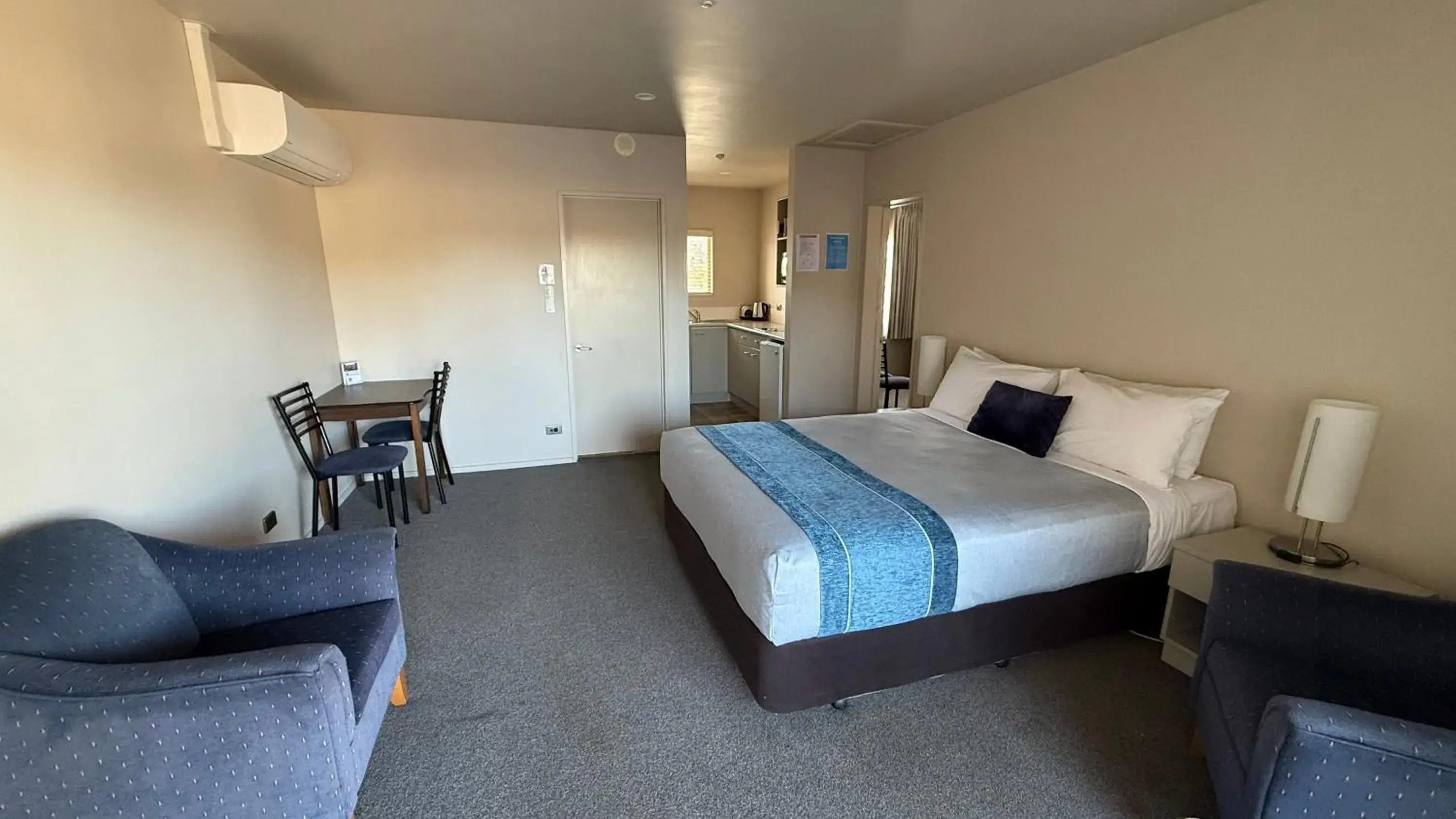 Standard Family Room in The Suites Ashburton Standard Family Room in The Suites Ashburton