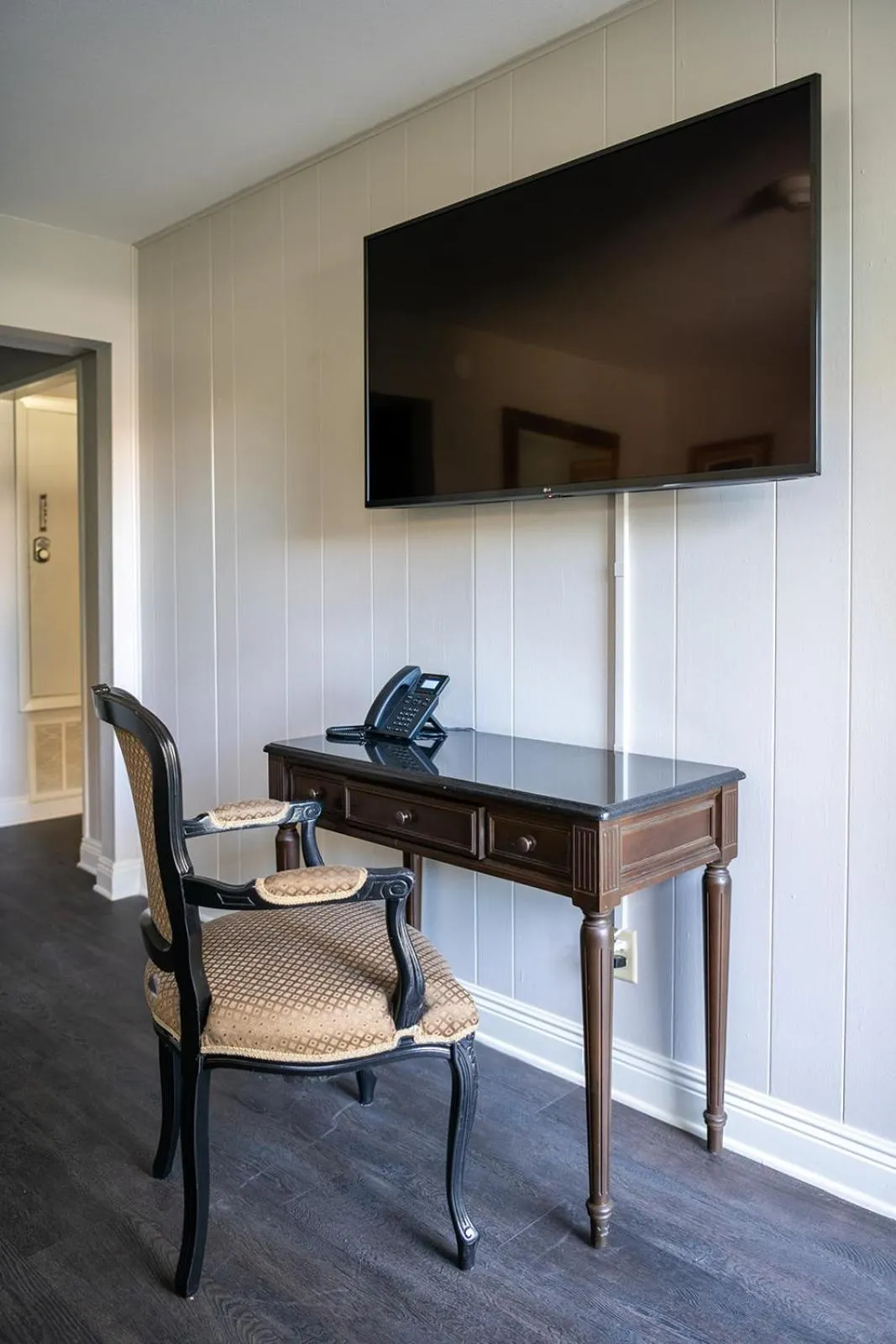 French Quarter Suites Hotel