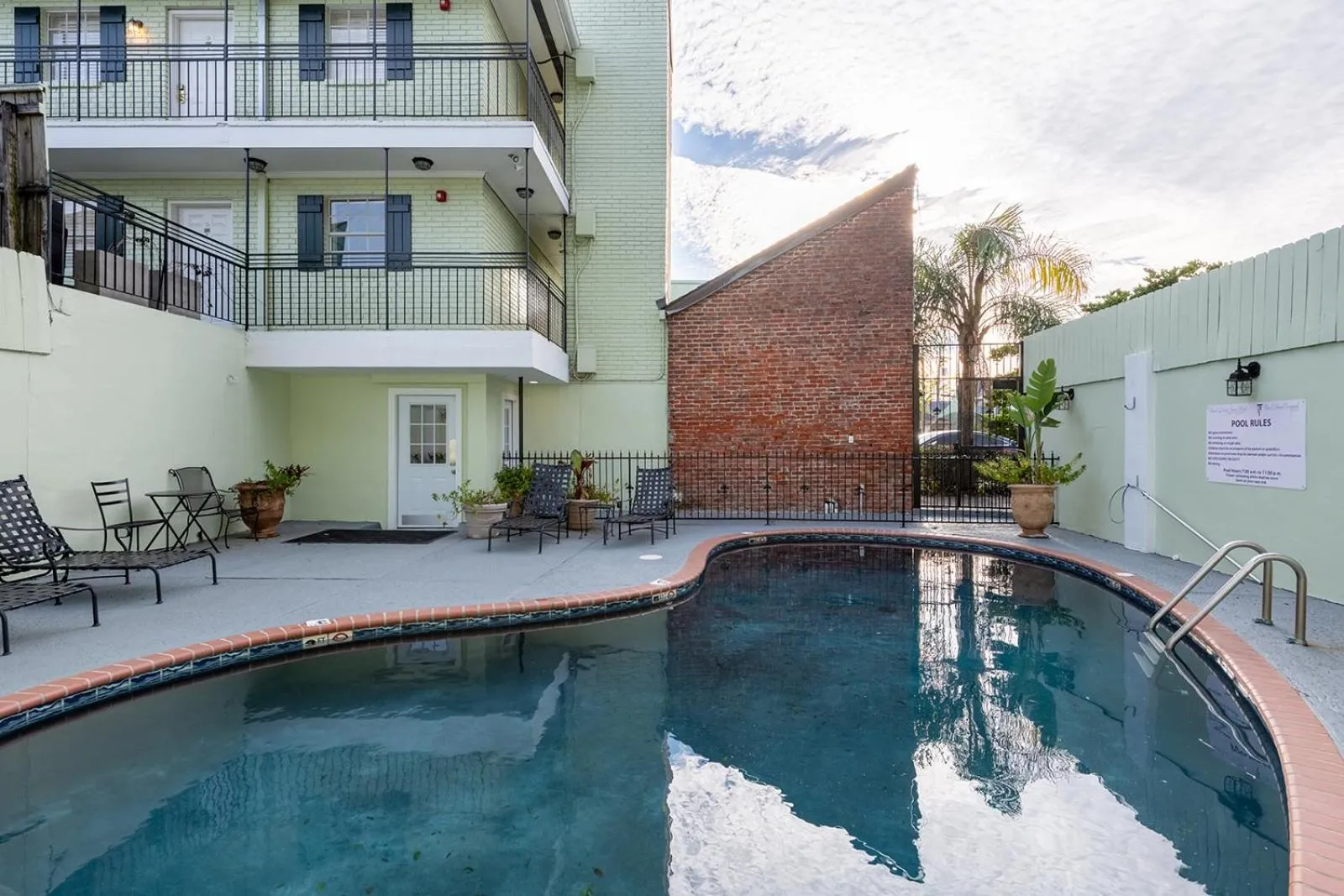 Swimming pool in French Quarter Suites Hotel