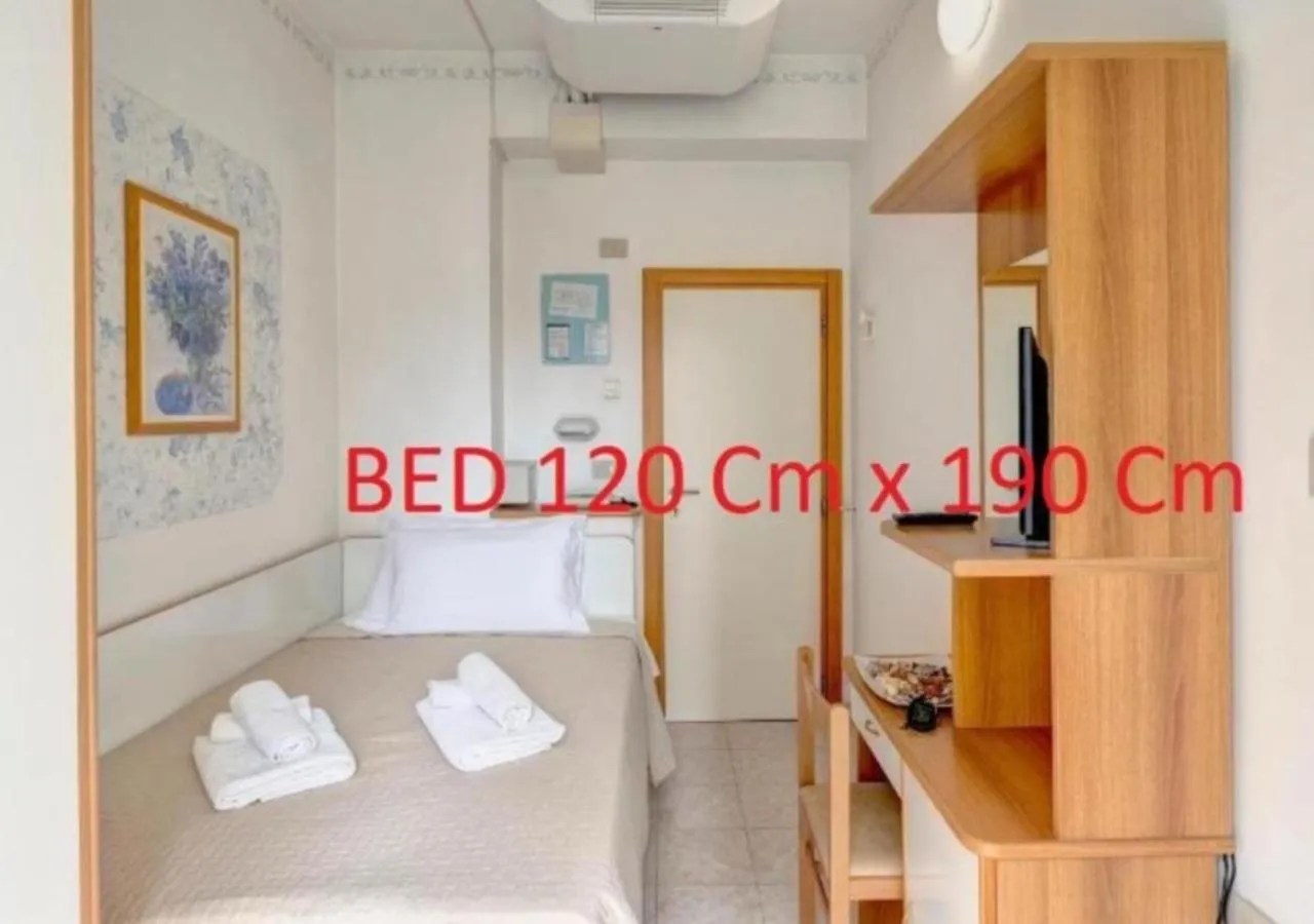 Bed in Hotel Niagara Riccione