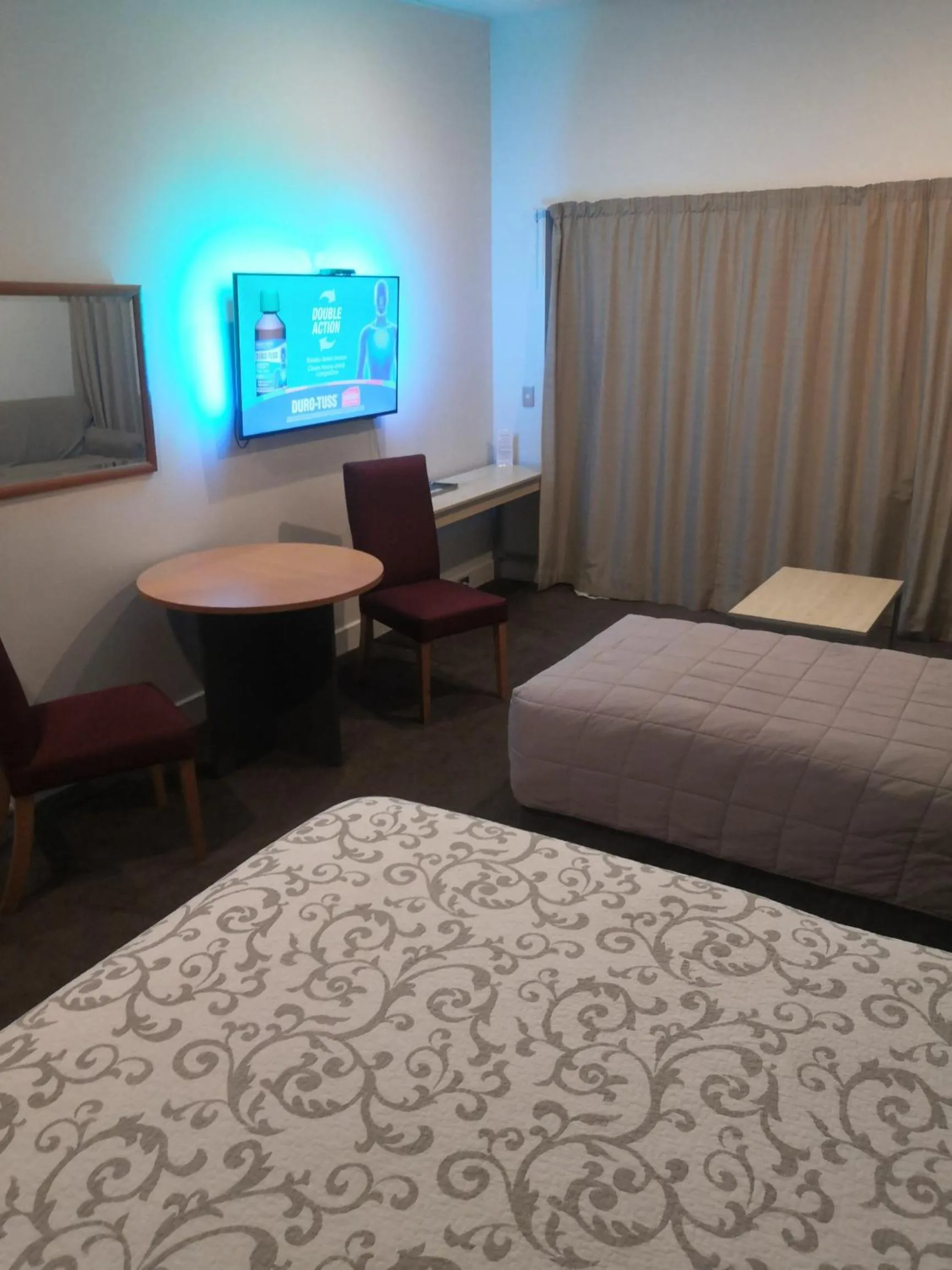 Bed in The Westhaven Motel