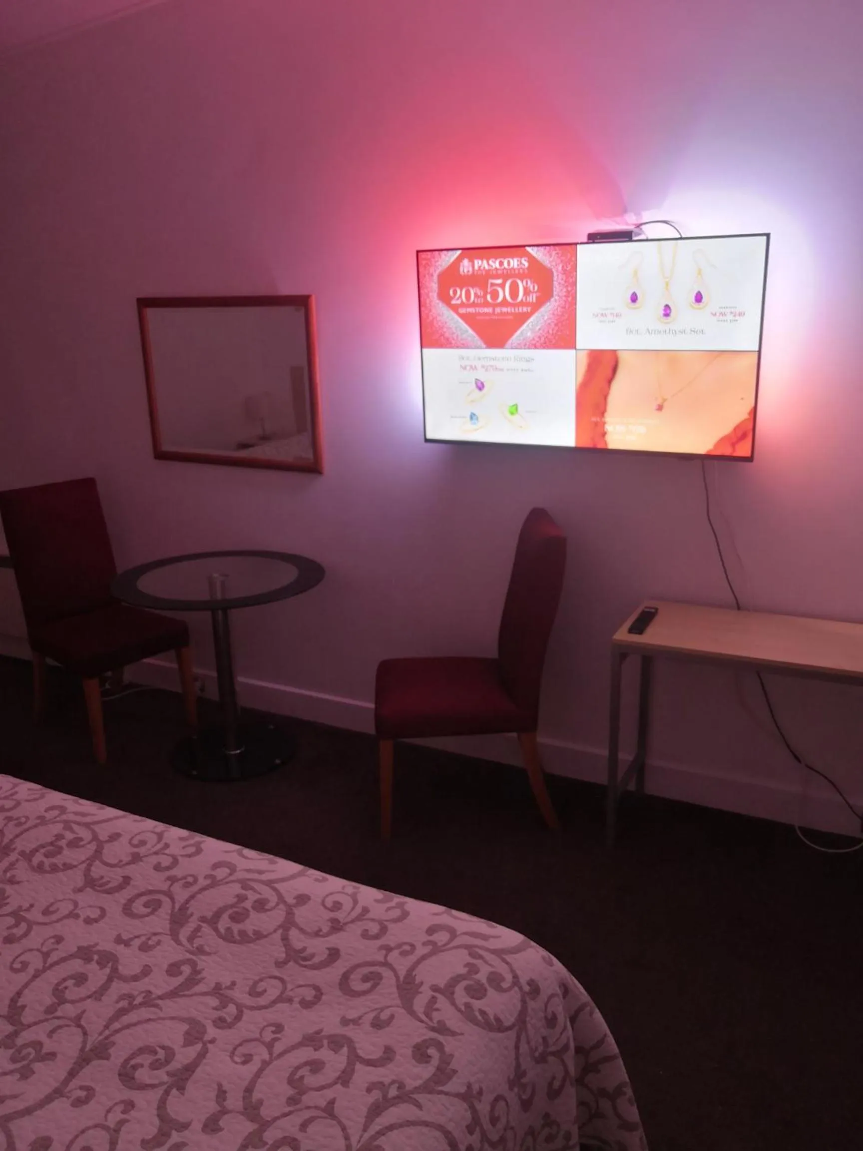 Bed in The Westhaven Motel