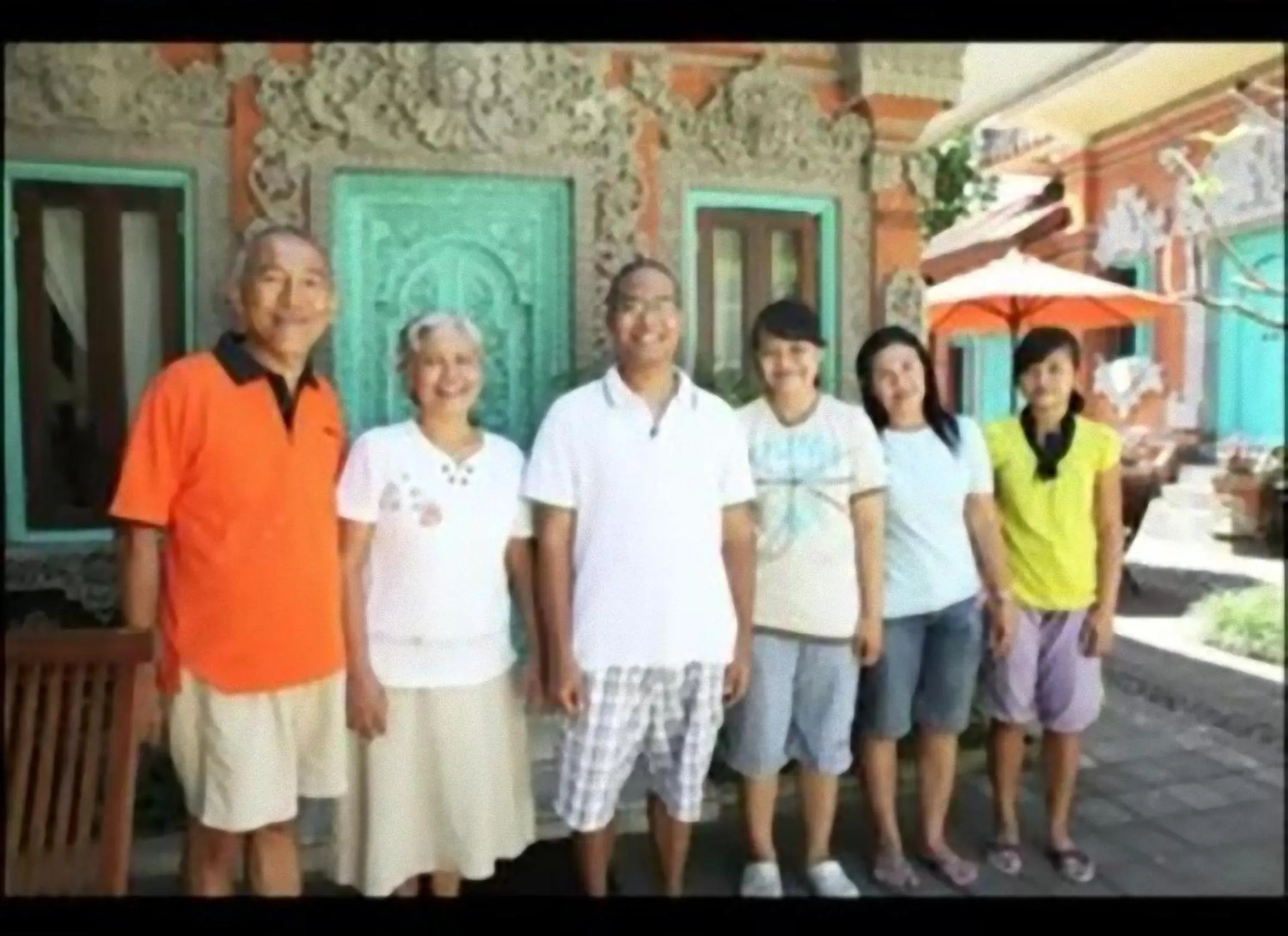 Staff in Sunhouse Guesthouse