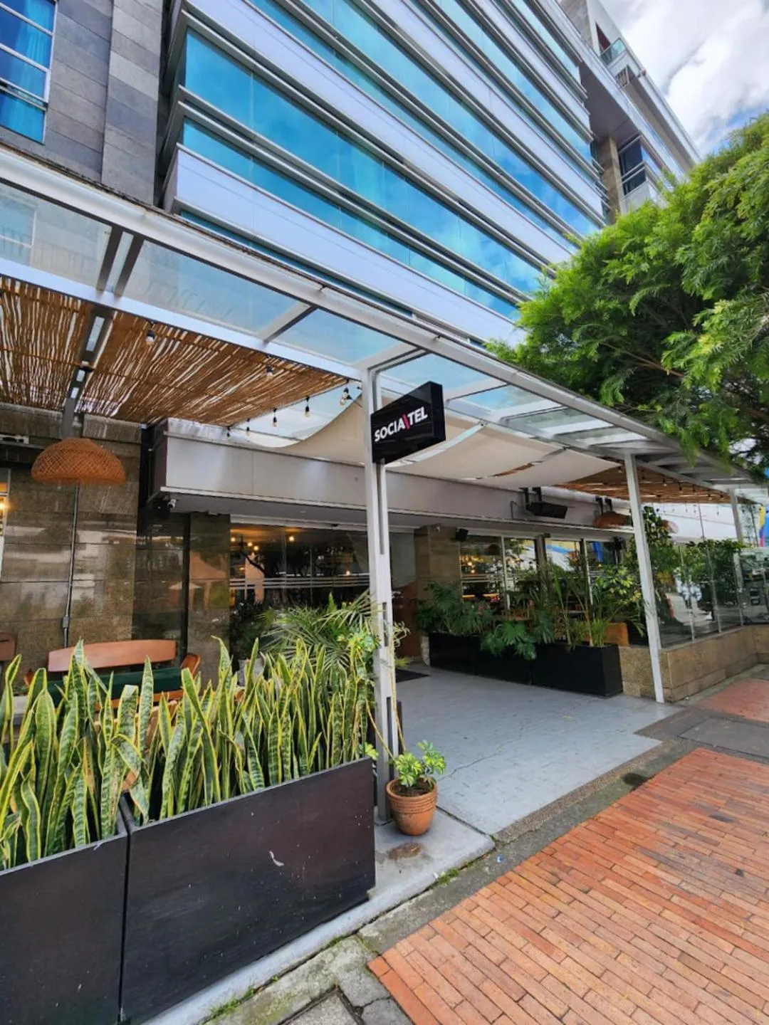 Property building in Socialtel Parque 93 Bogota