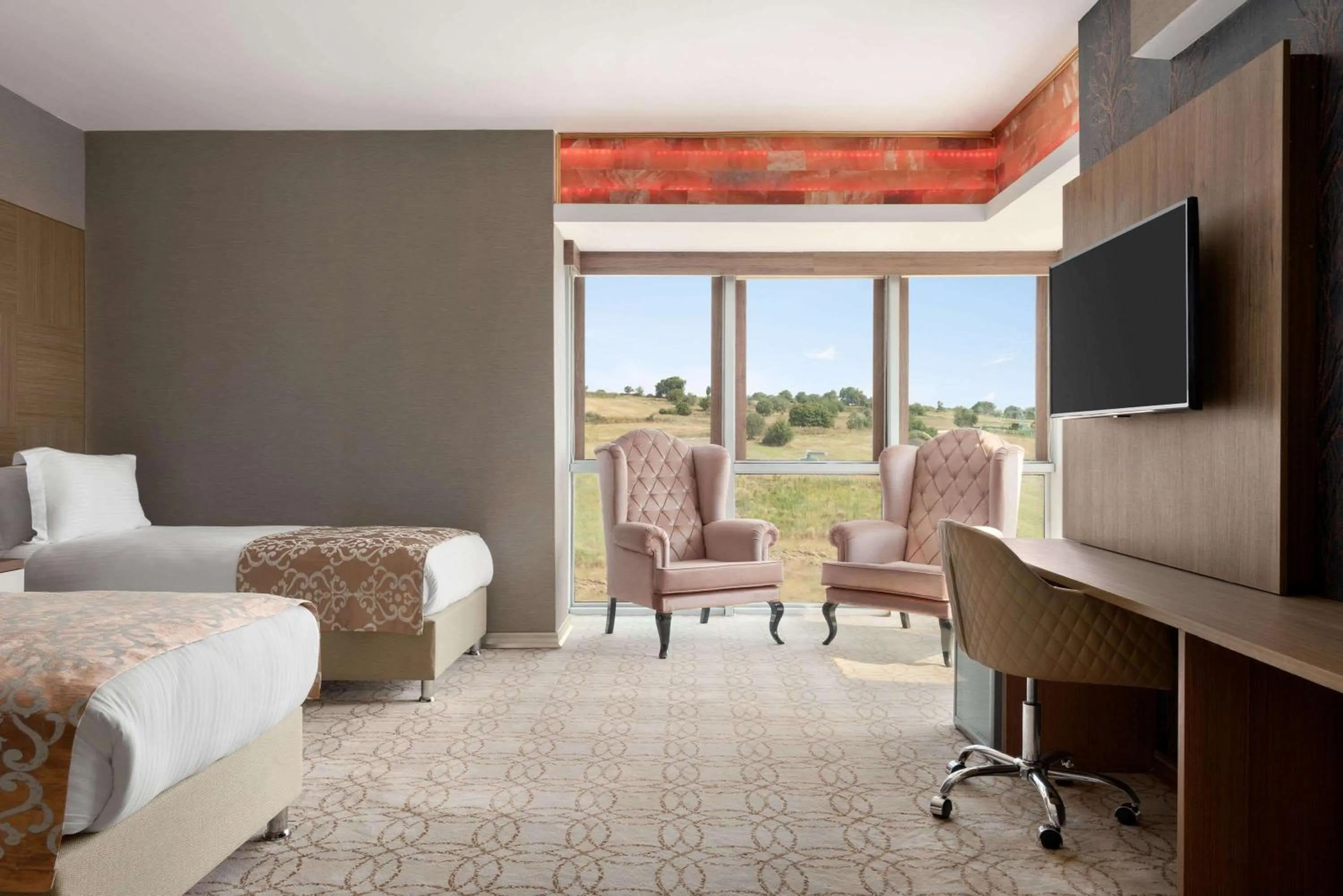 Photo of the whole room in Wyndham Cerkezkoy