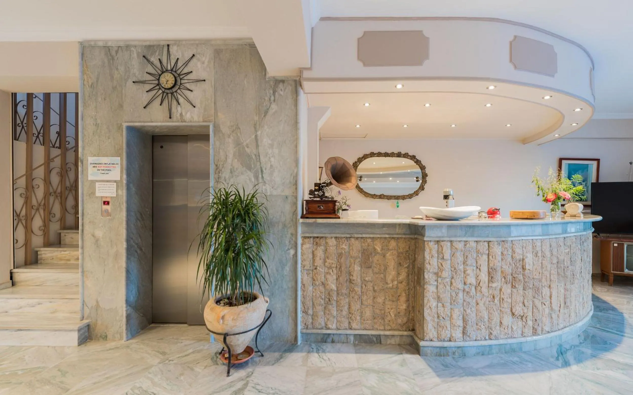 Lobby or reception in Hotel Cronulla