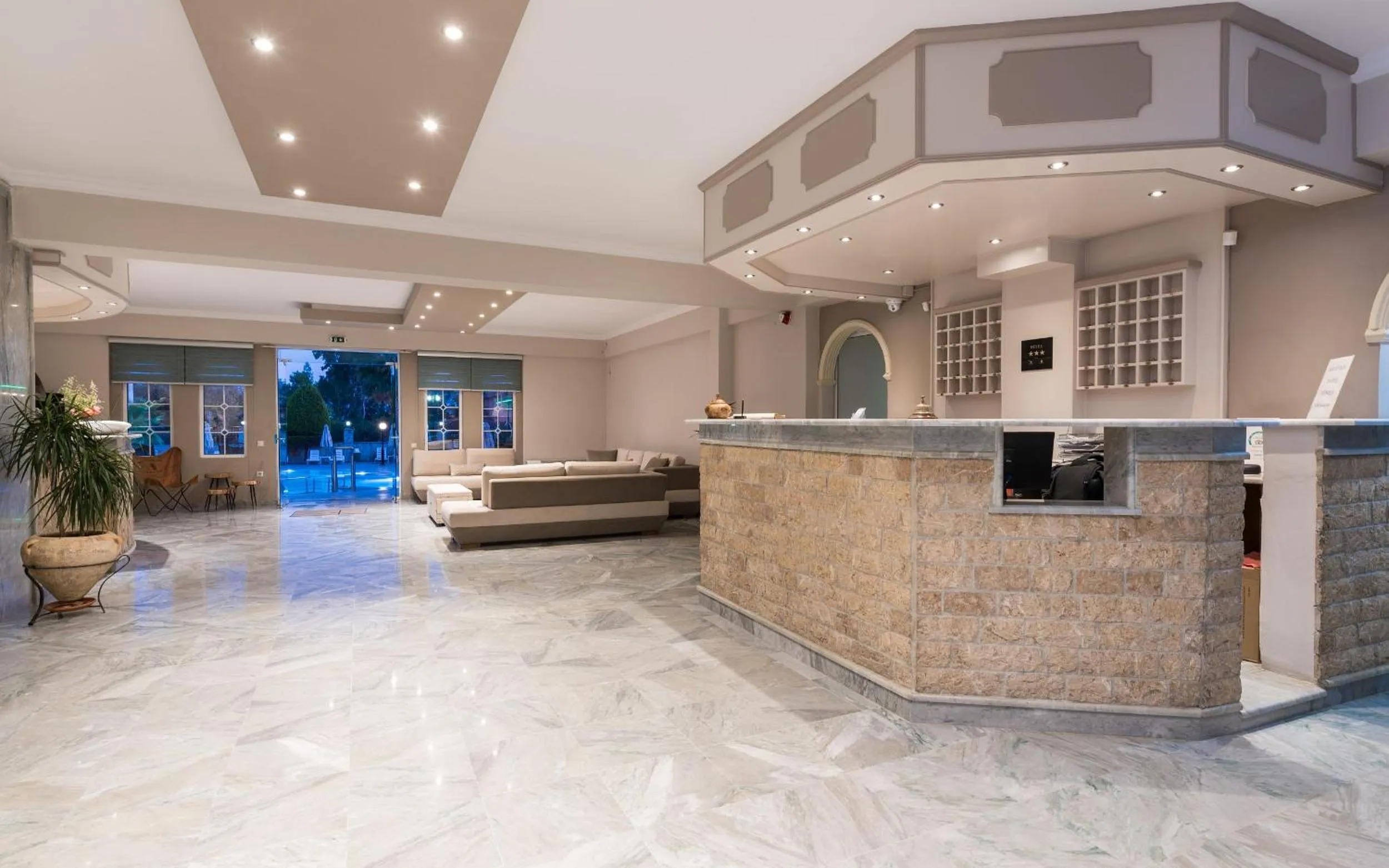 Lobby or reception in Hotel Cronulla