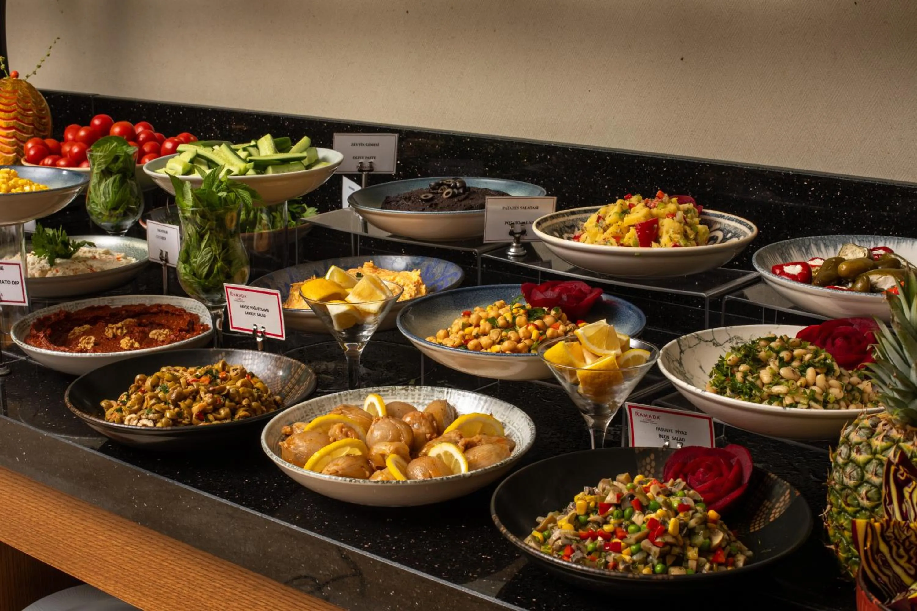 Food and drinks in Ramada Plaza by Wyndham Istanbul Atakoy