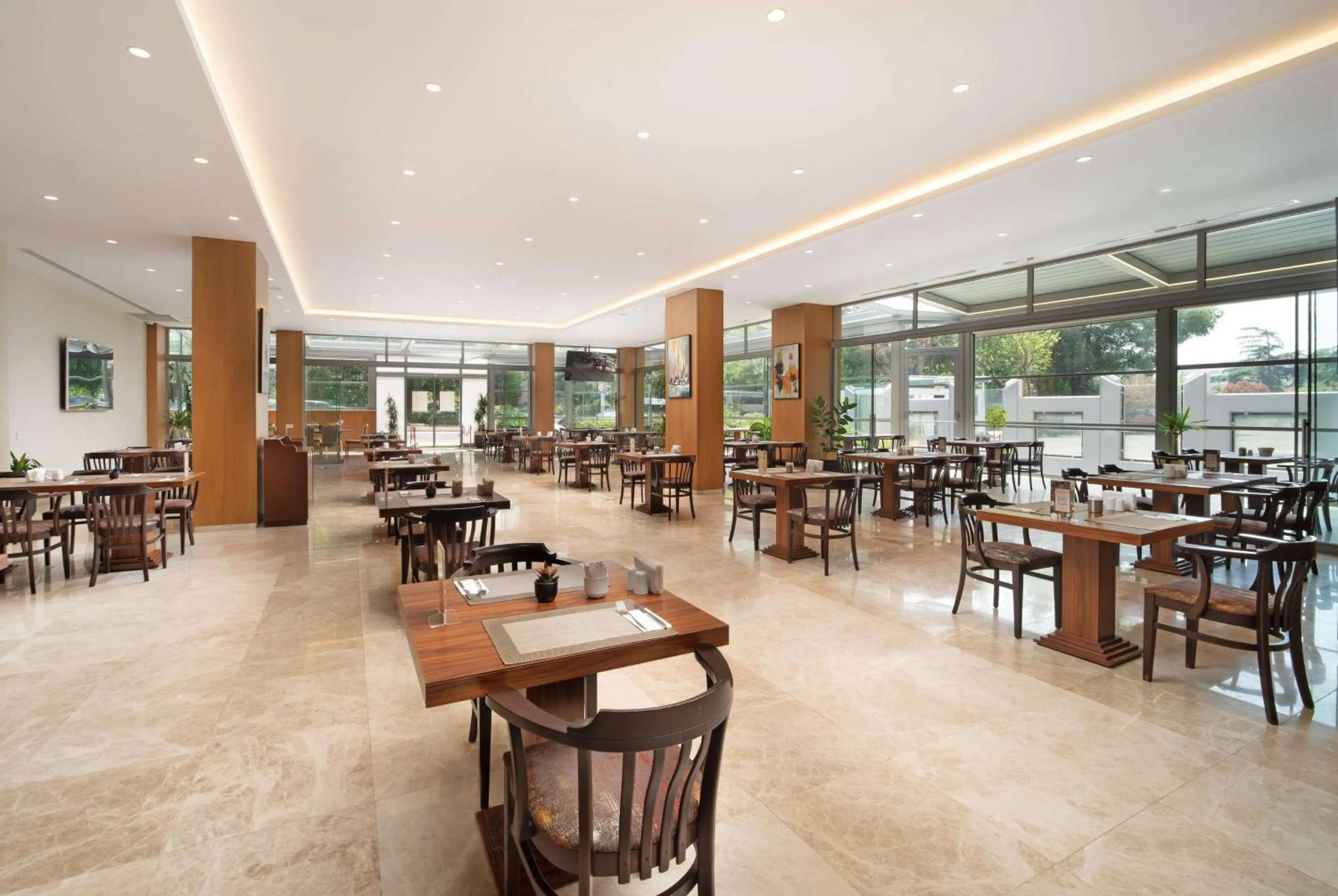 Restaurant/places to eat in Ramada Plaza by Wyndham Istanbul Atakoy