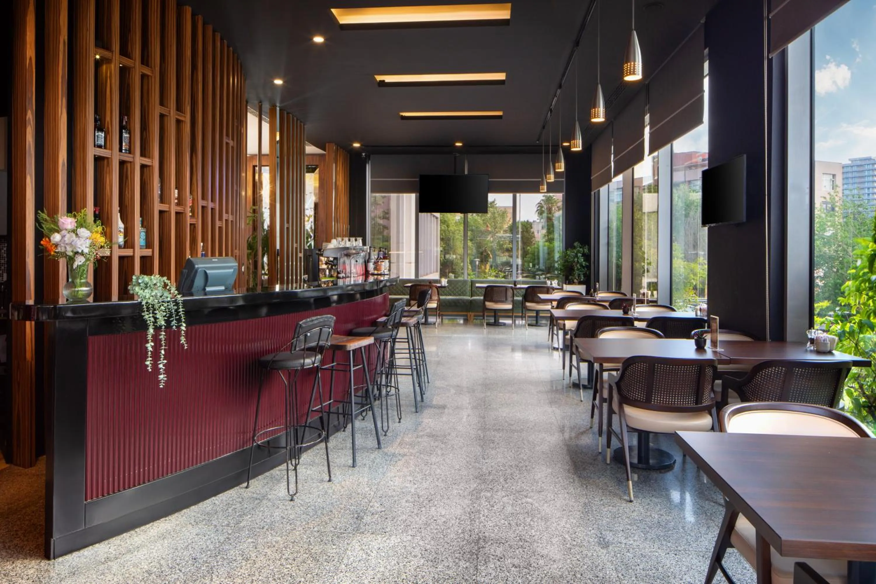 Lounge or bar in Ramada Plaza by Wyndham Istanbul Atakoy