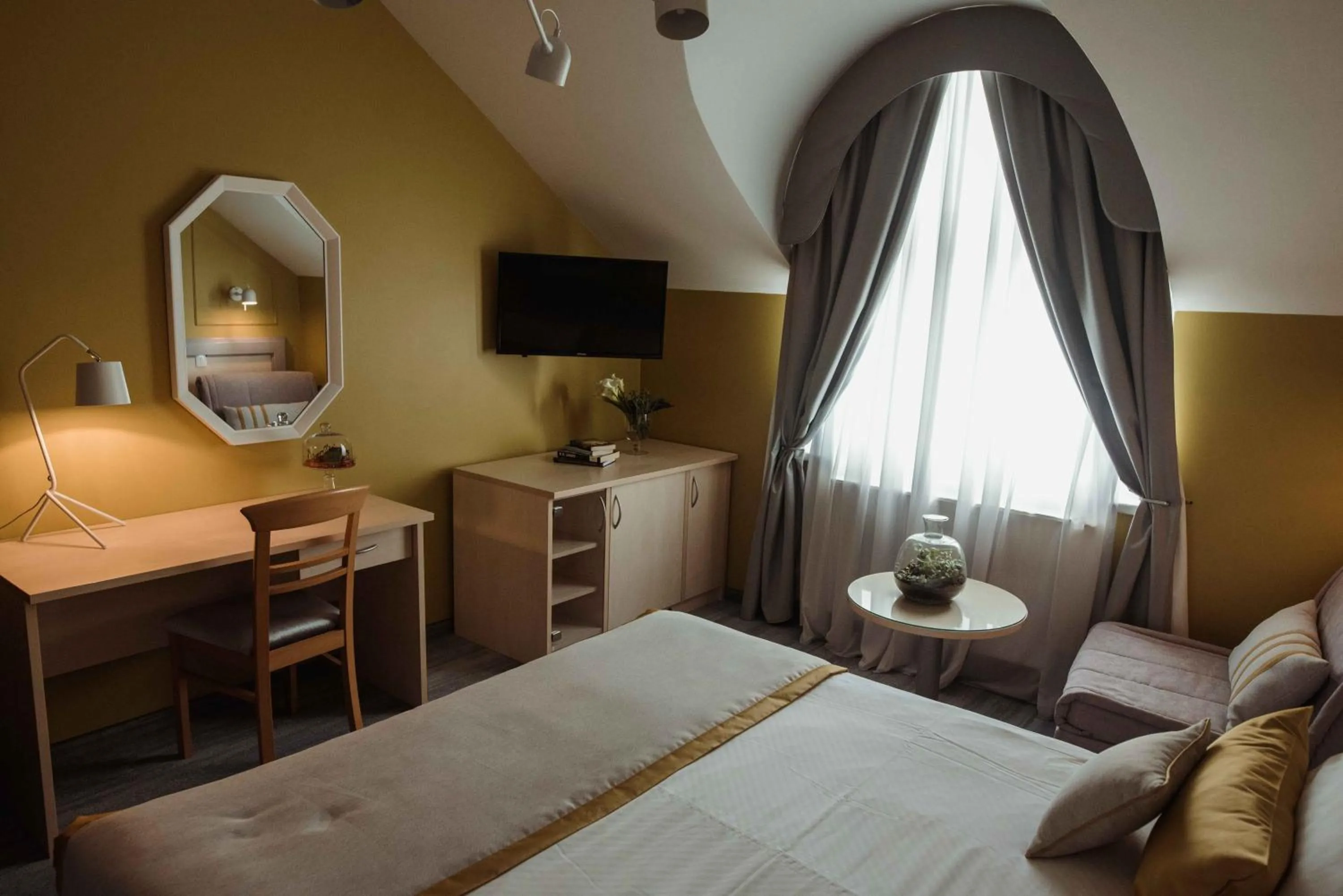 Bed in Hotel Đakovo