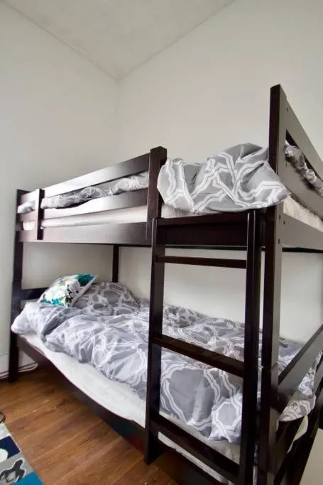 bunk bed, Bed in The Parkdale Hostellerie