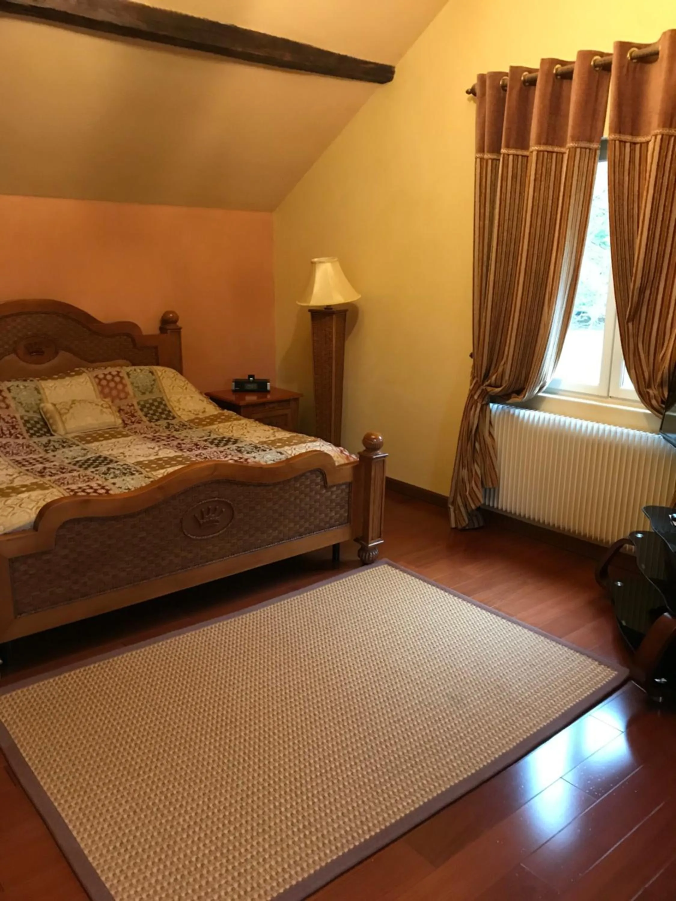 Photo of the whole room, Bed in Château de Belle Poule