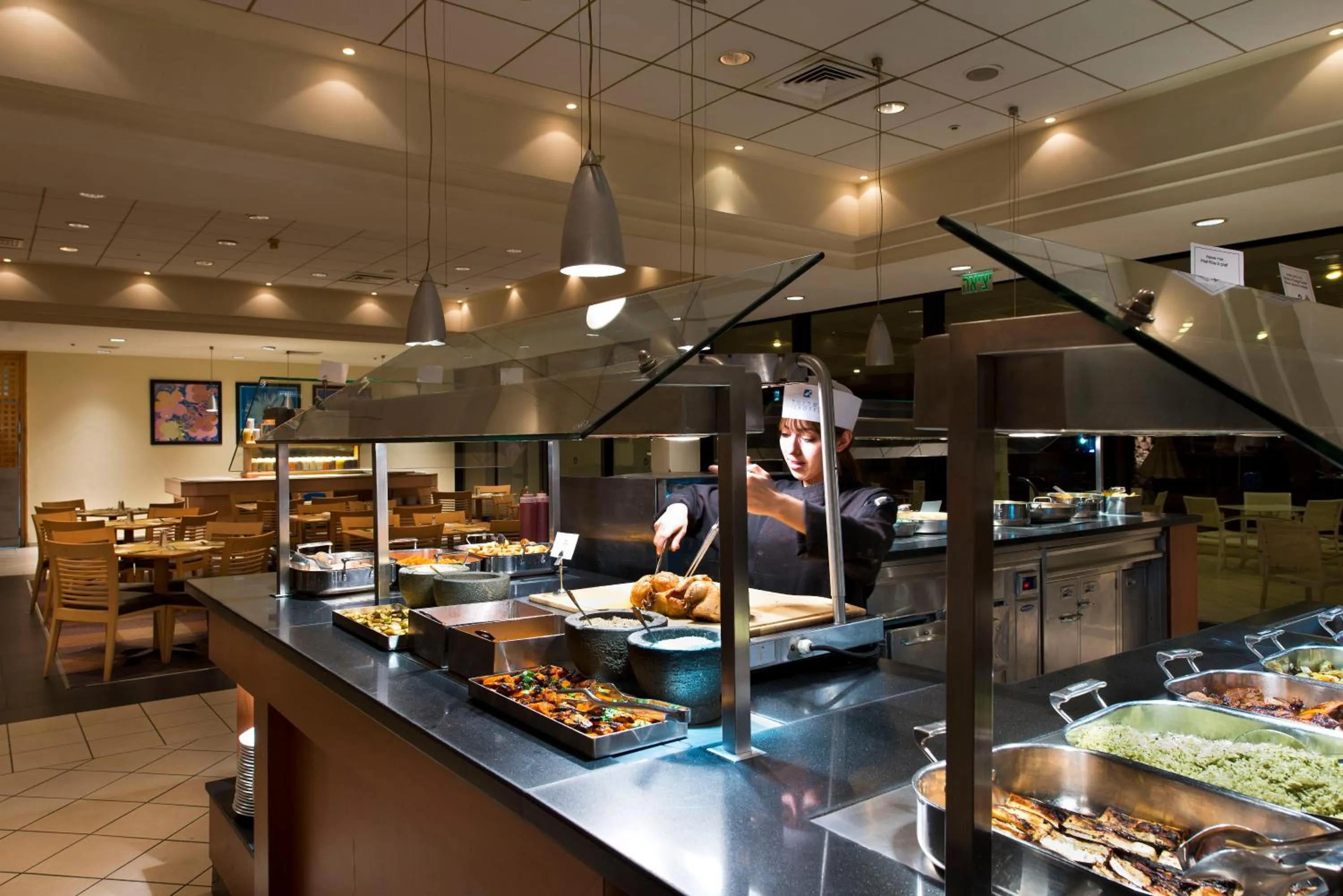 Lunch in Lagoona by Isrotel Collection