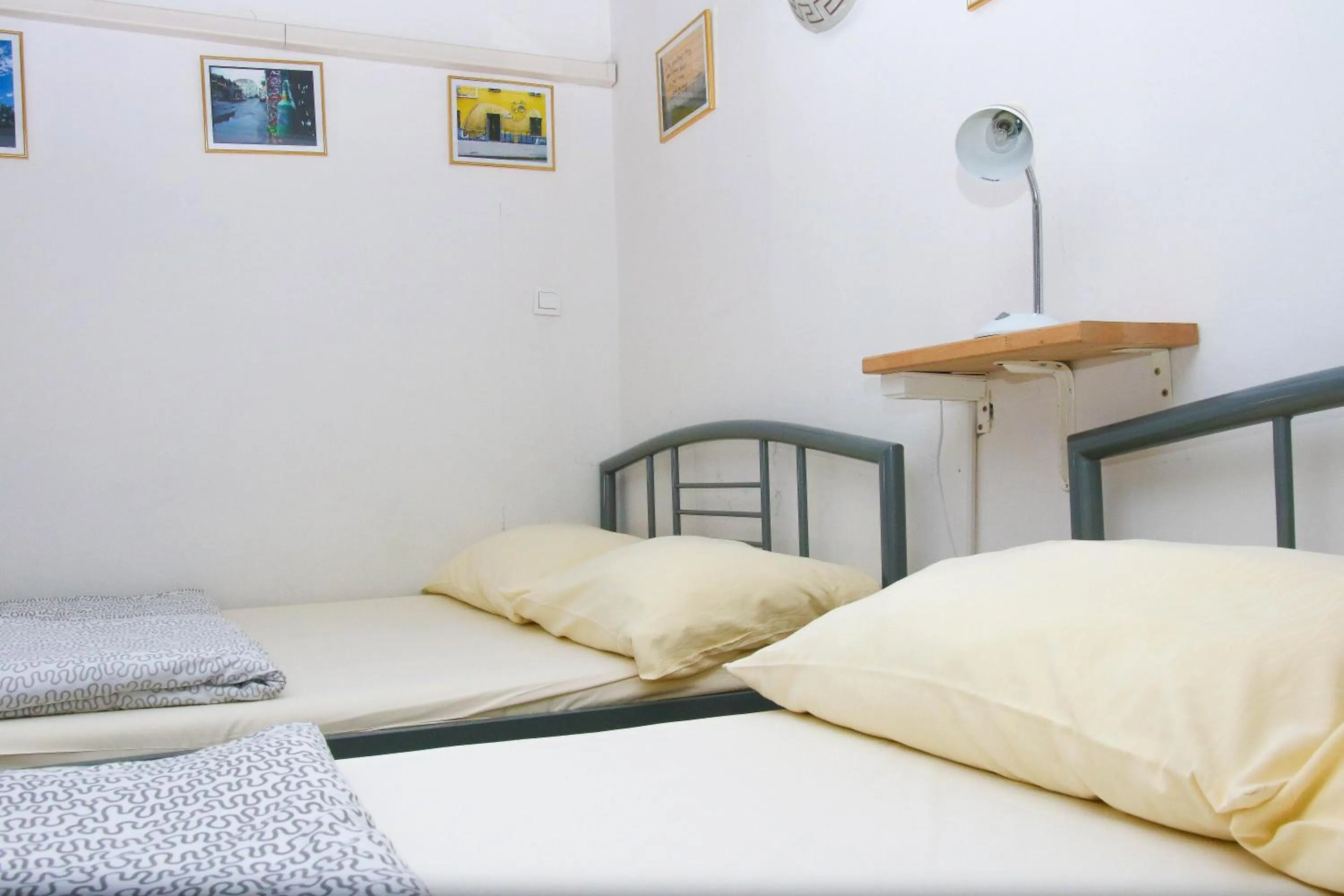 Property building, Bed in Hostel 24