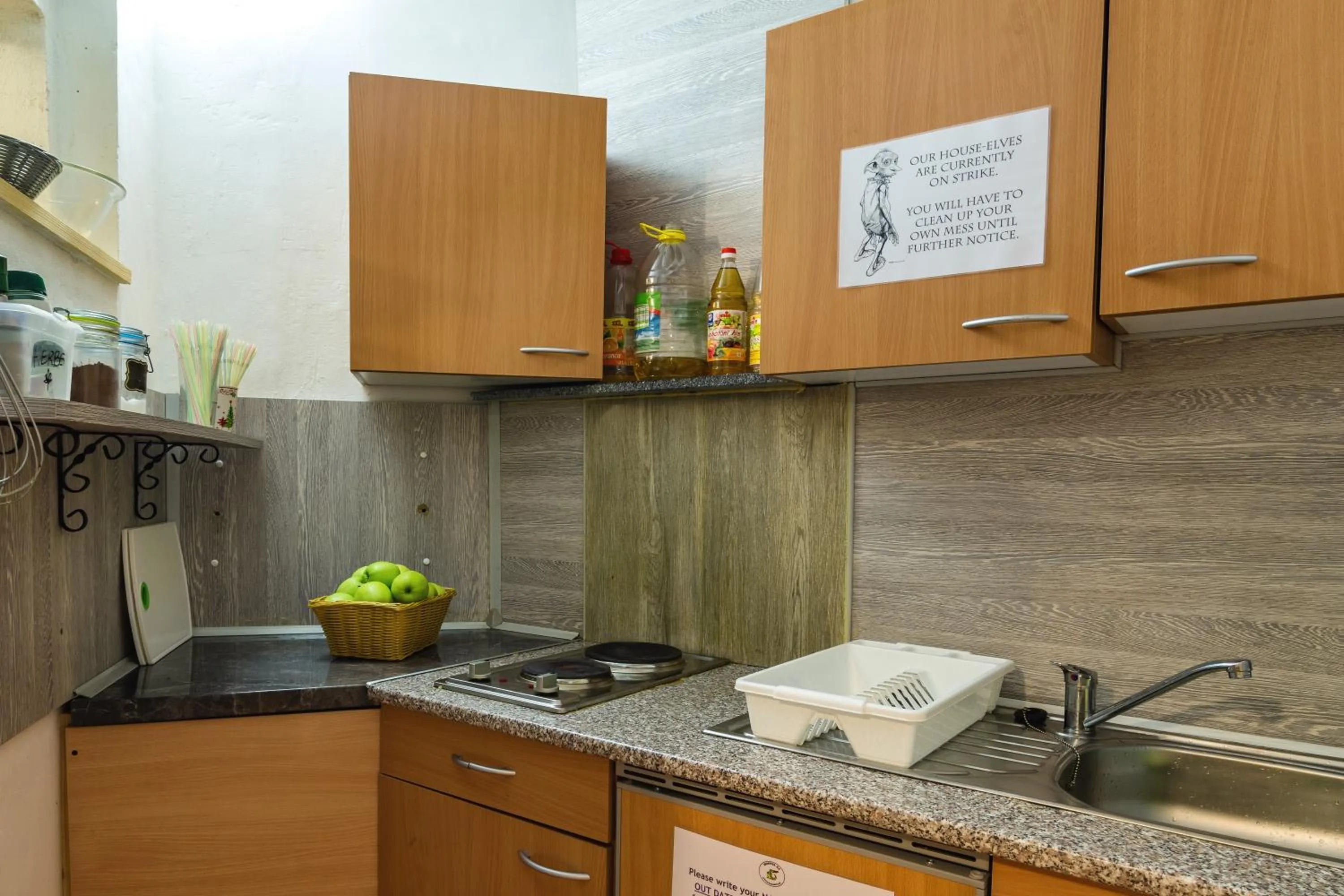 Communal lounge/ TV room in Hostel 24