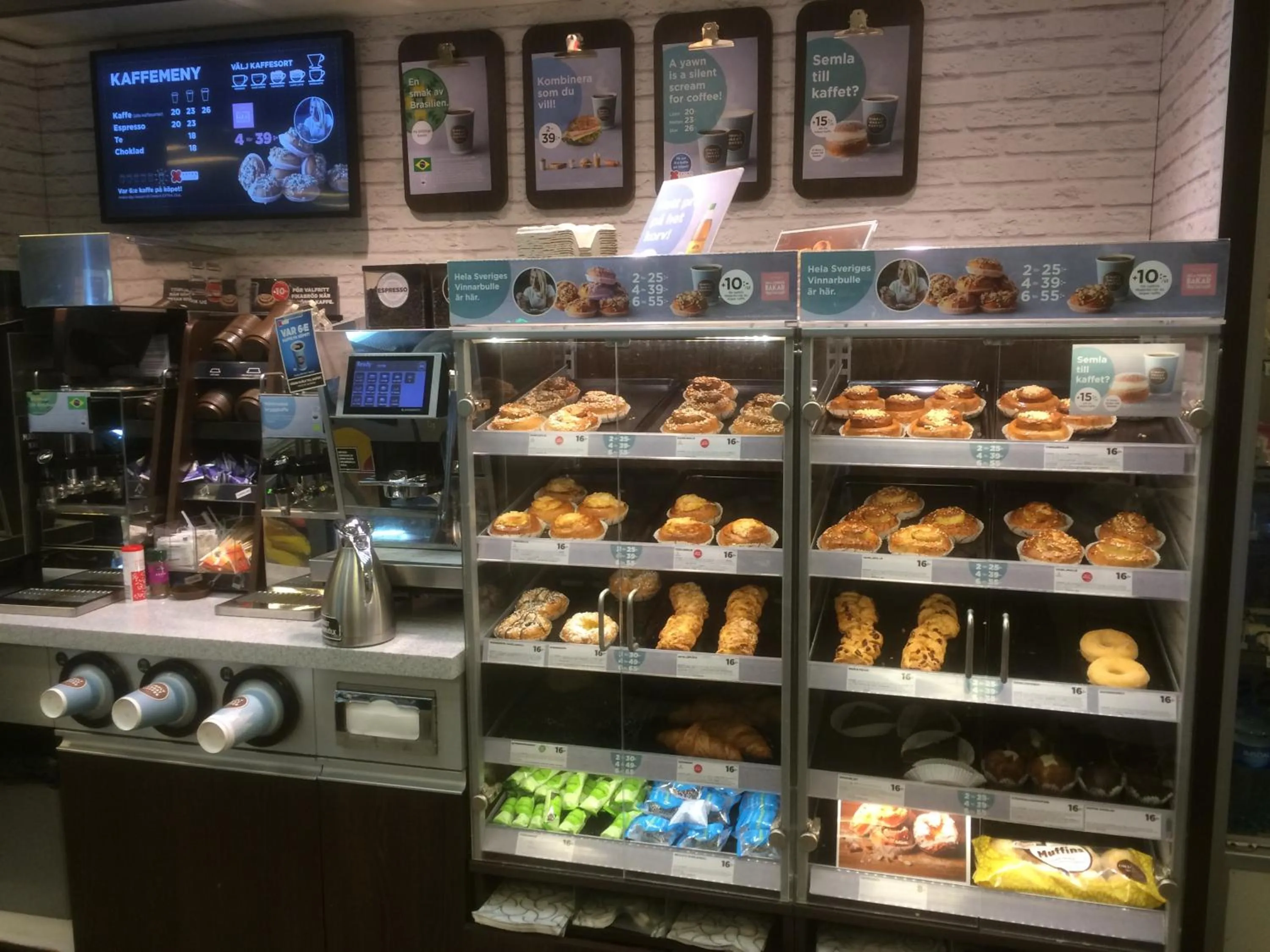 Supermarket/grocery shop in Värdshuset Glada Hudik